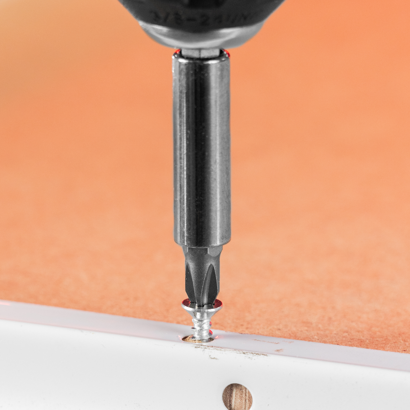 Набор сверл комбинированный, сверла по металлу 1-6 мм, бетону 4-8 мм, дереву 4-8 мм, биты 10 шт, адаптер, зенковка, 31 предмет Pro Matrix