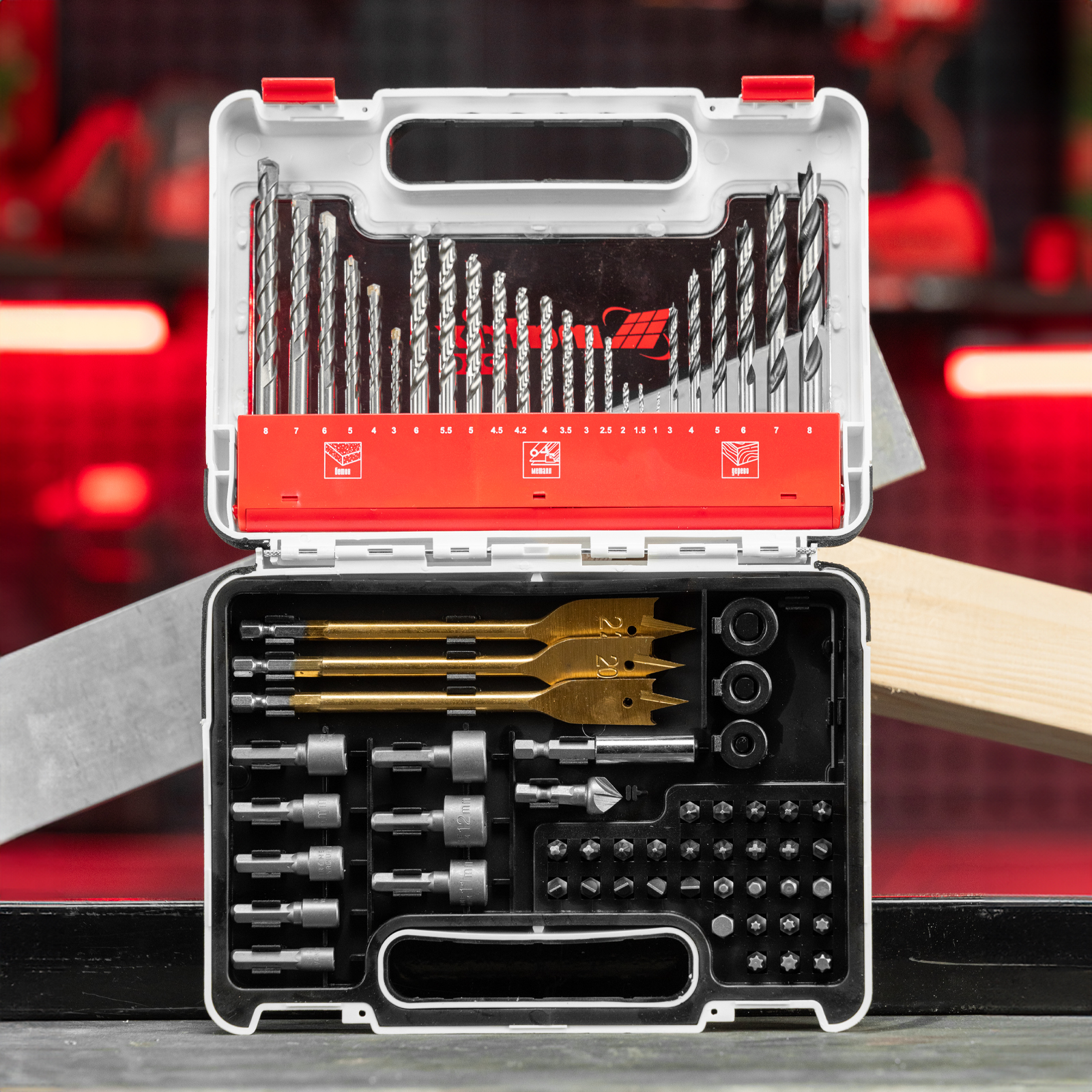 Набор сверл комбинированный, сверла по металлу 1-6 мм, бетону 3-8 мм, дереву 3-8 мм, перовые 16,20,22 мм, биты 30 шт, адаптер, головки 8 шт, 71 предмет Pro Matrix