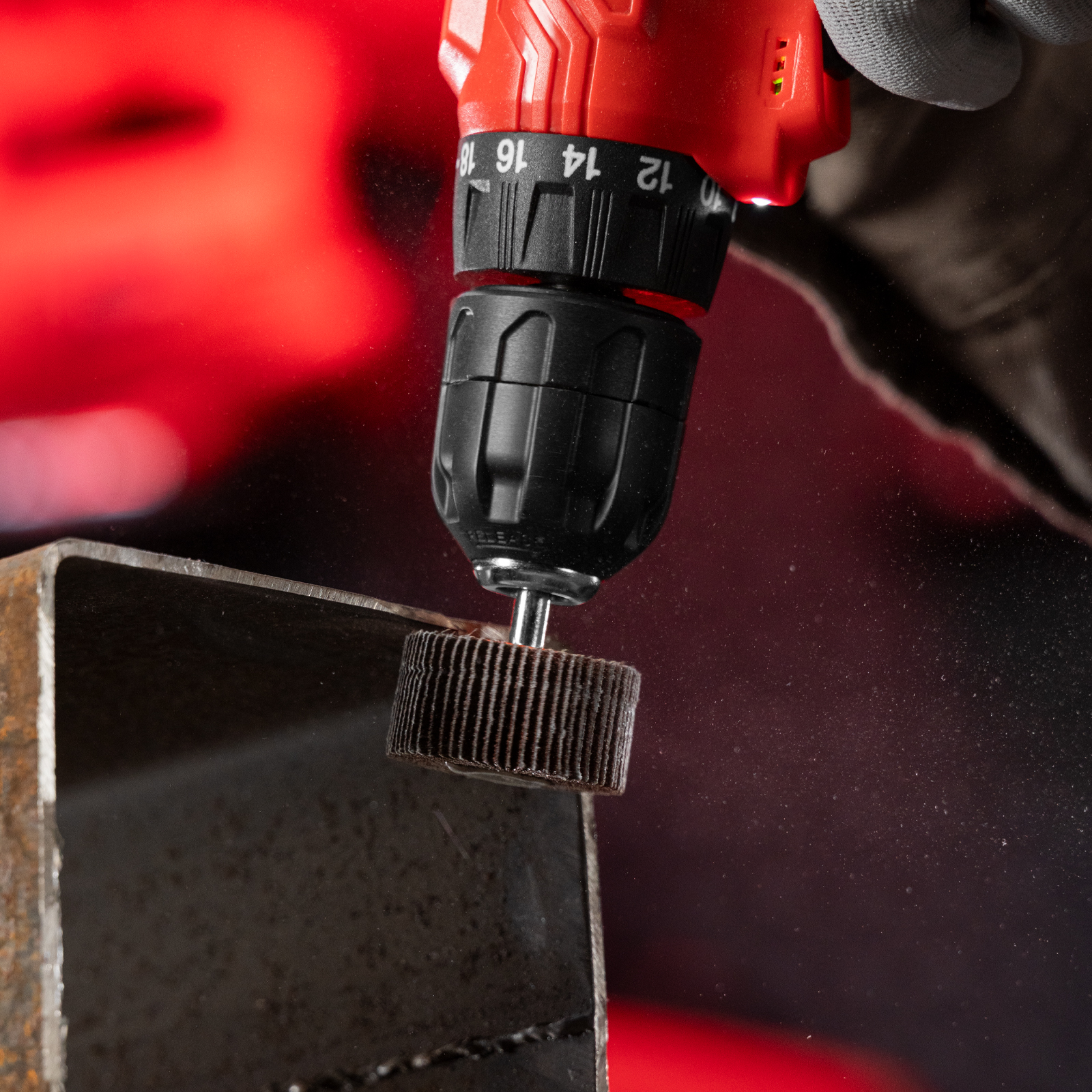 Круг лепестковый для дрели, 40 х 20 х 6 мм, P 100 Matrix