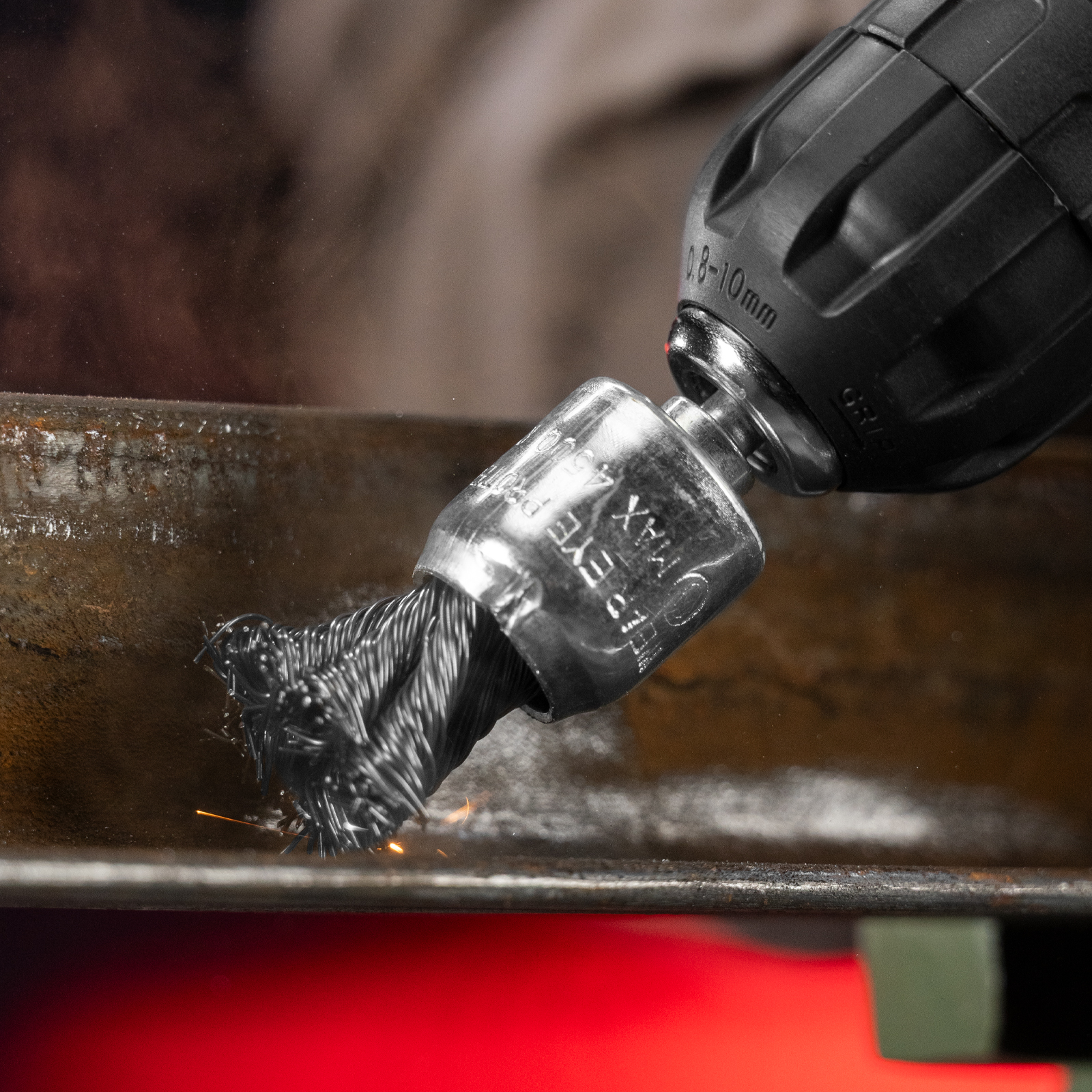 Щетка для дрели, 25 мм, "чашка" со шпилькой, крученая металлическая проволока Matrix