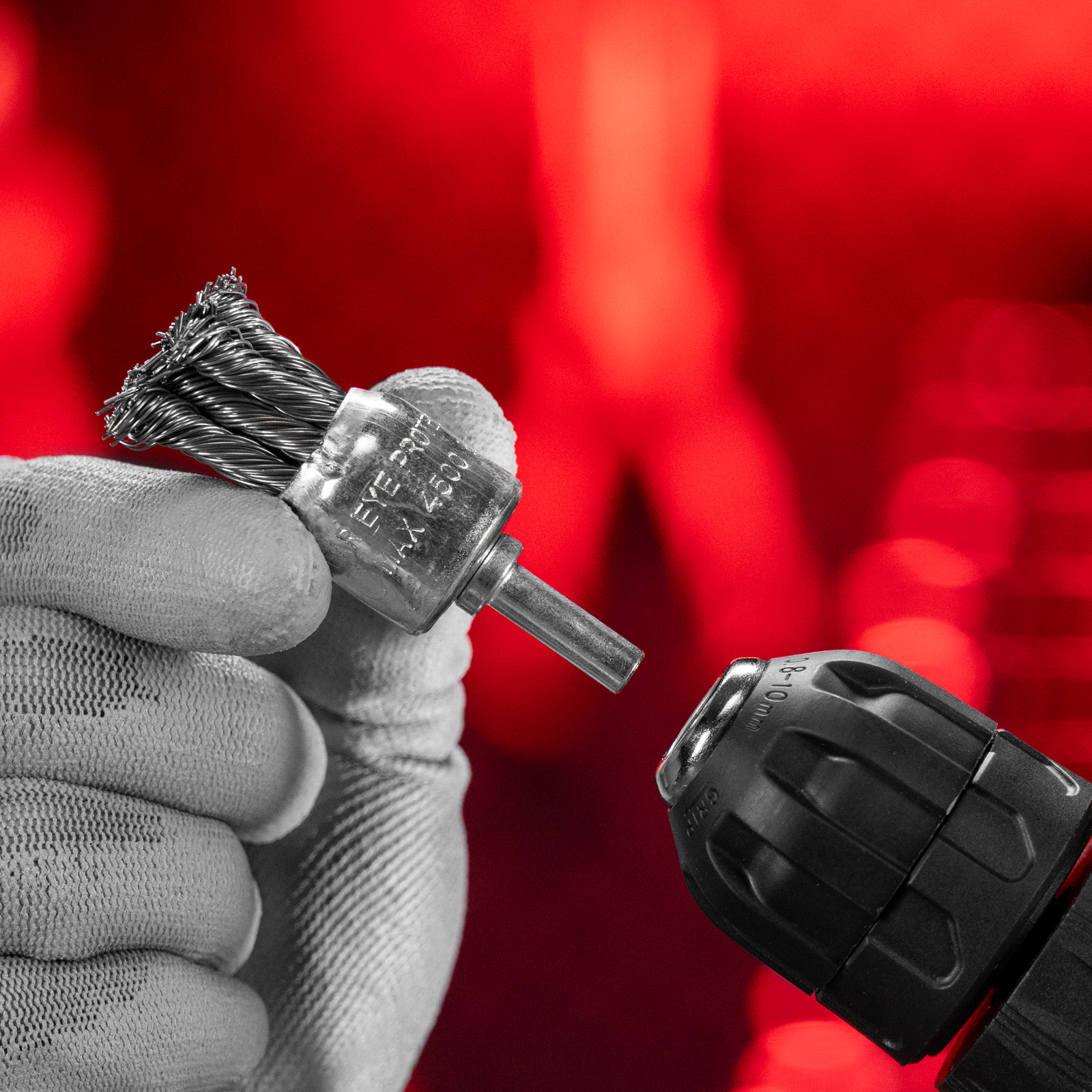 Щетка для дрели, 25 мм, "чашка" со шпилькой, крученая металлическая проволока Matrix