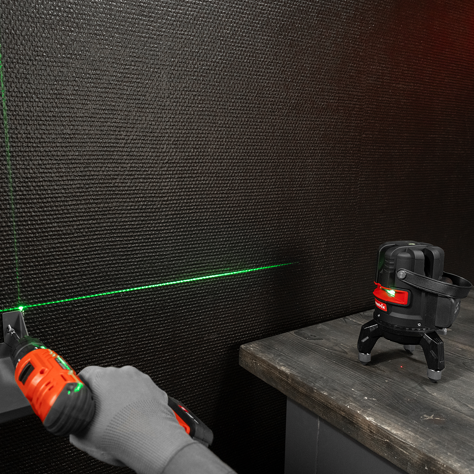 Лазерный уровень ML 06 Green, 30 м, 520 нм, аккумулятор Li 2800 мАч, резьба 5/8" Matrix