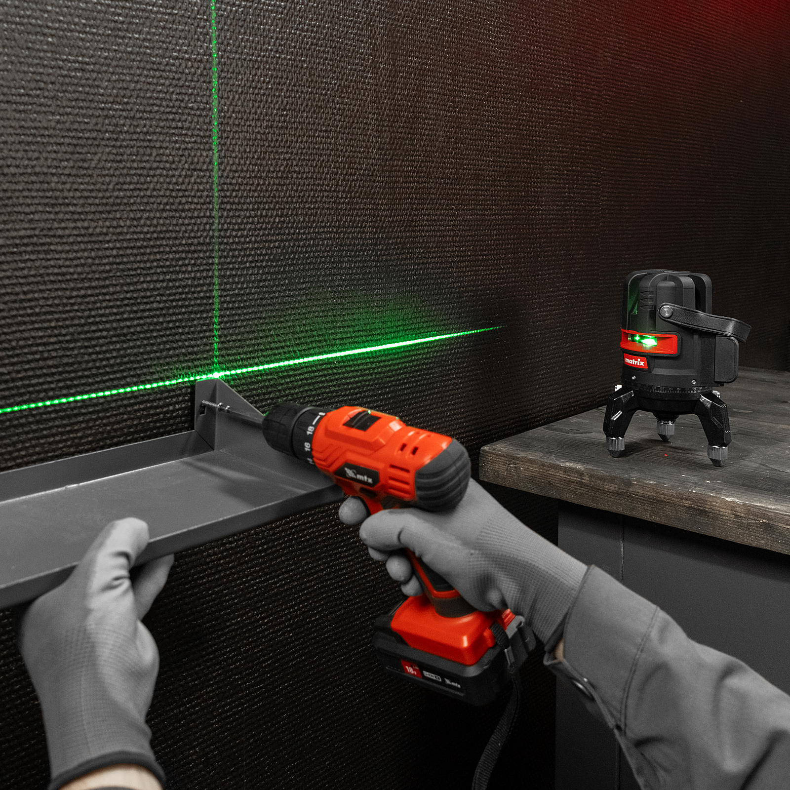 Лазерный уровень ML 06 Green, 30 м, 520 нм, аккумулятор Li 2800 мАч, резьба 5/8" Matrix