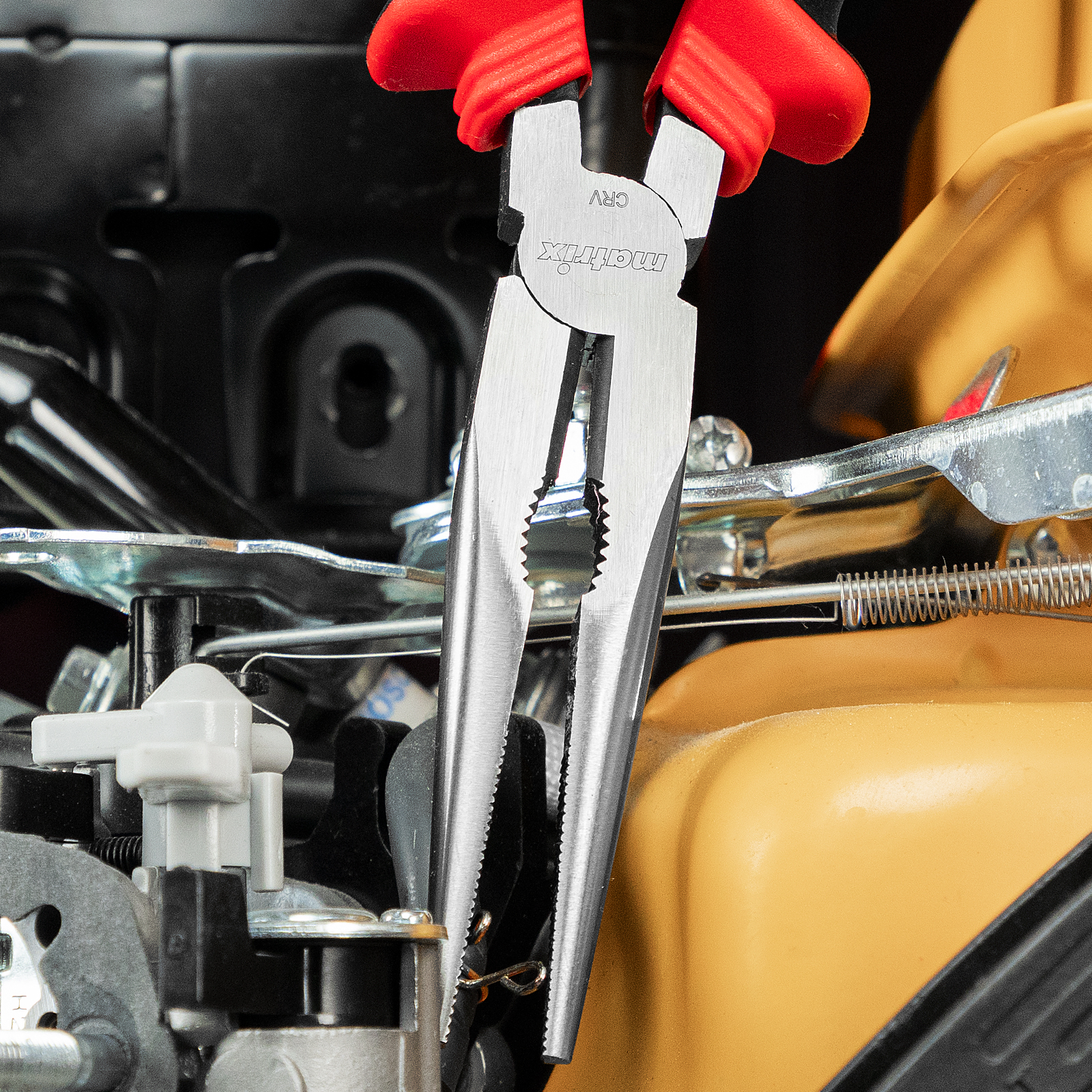 Длинногубцы прямые, 200 мм, хром-ванадий, двухкомпонентные рукоятки Matrix