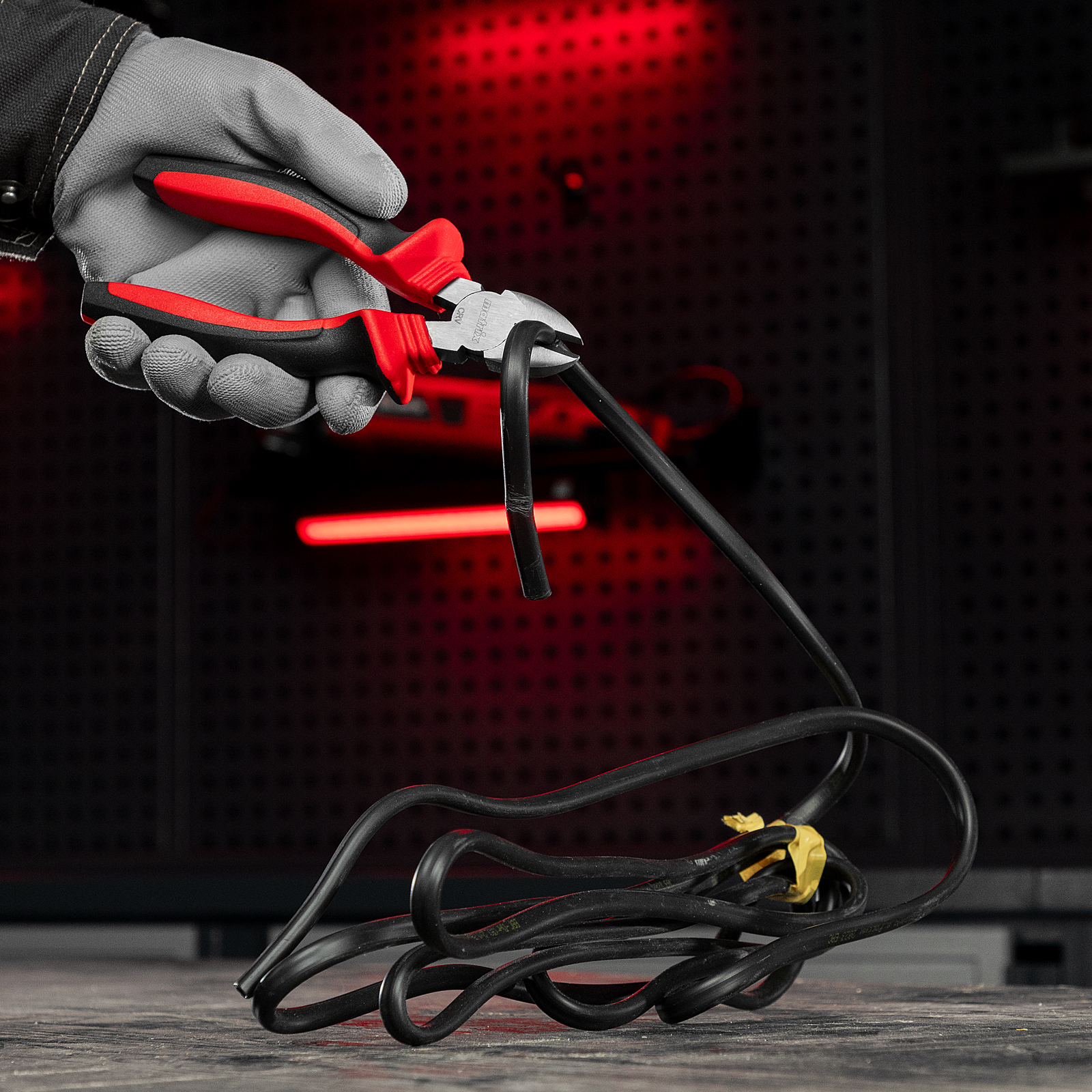 Бокорезы, 180 мм, хром-ванадий, двухкомпонентные рукоятки Matrix