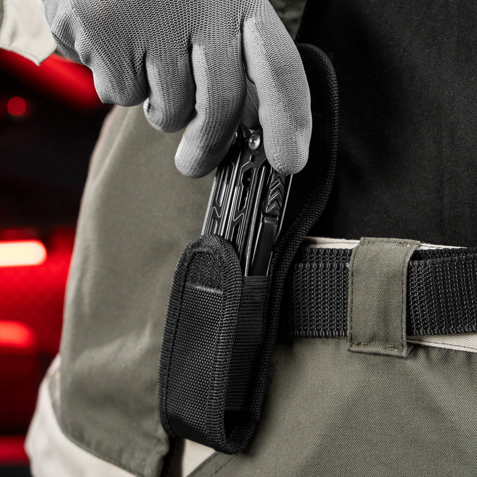 Трансформер (мультитул), 15 функций, авторазжим, в чехле, 160 мм Matrix