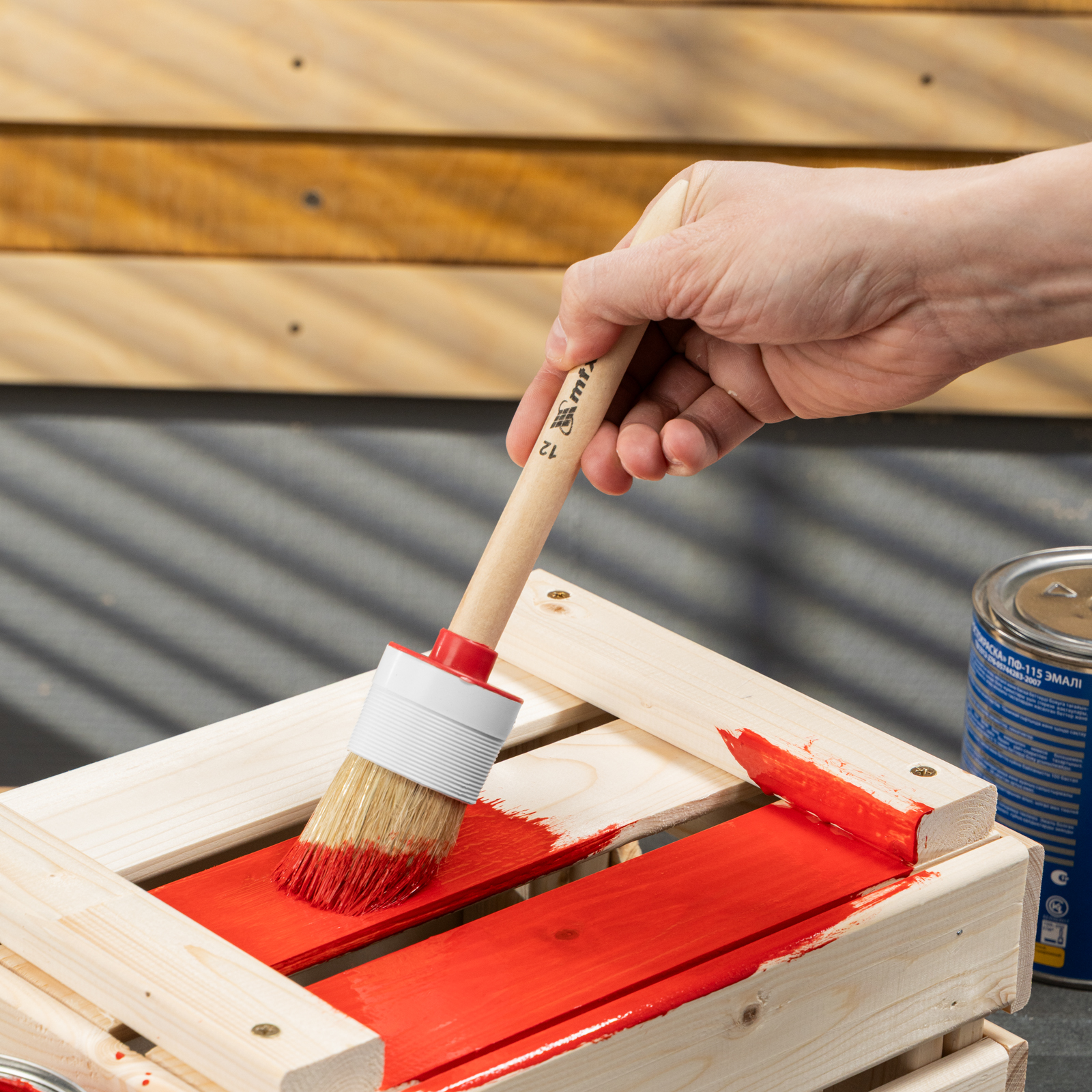 Кисть круглая №12 (45 мм) натуральная щетина, деревянная ручка MTX