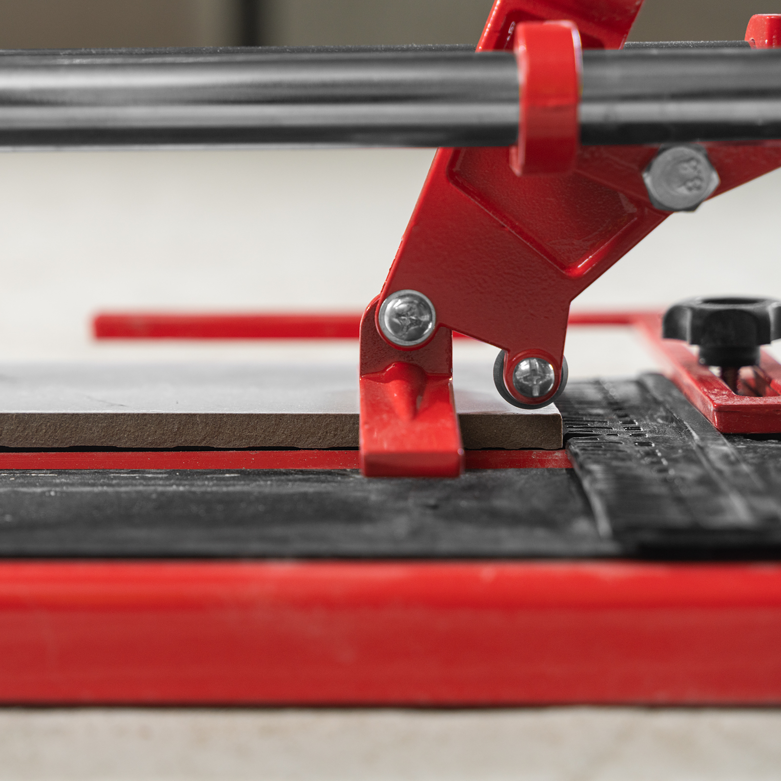 Плиткорез 600 х 16 мм, "Балеринка", поворотный металлический угольник MTX