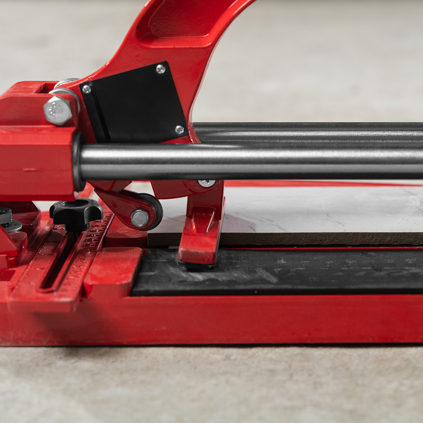 Плиткорез 600 х 16 мм, литая станина,каретка на подшипниках, усиленная рукоятка MTX