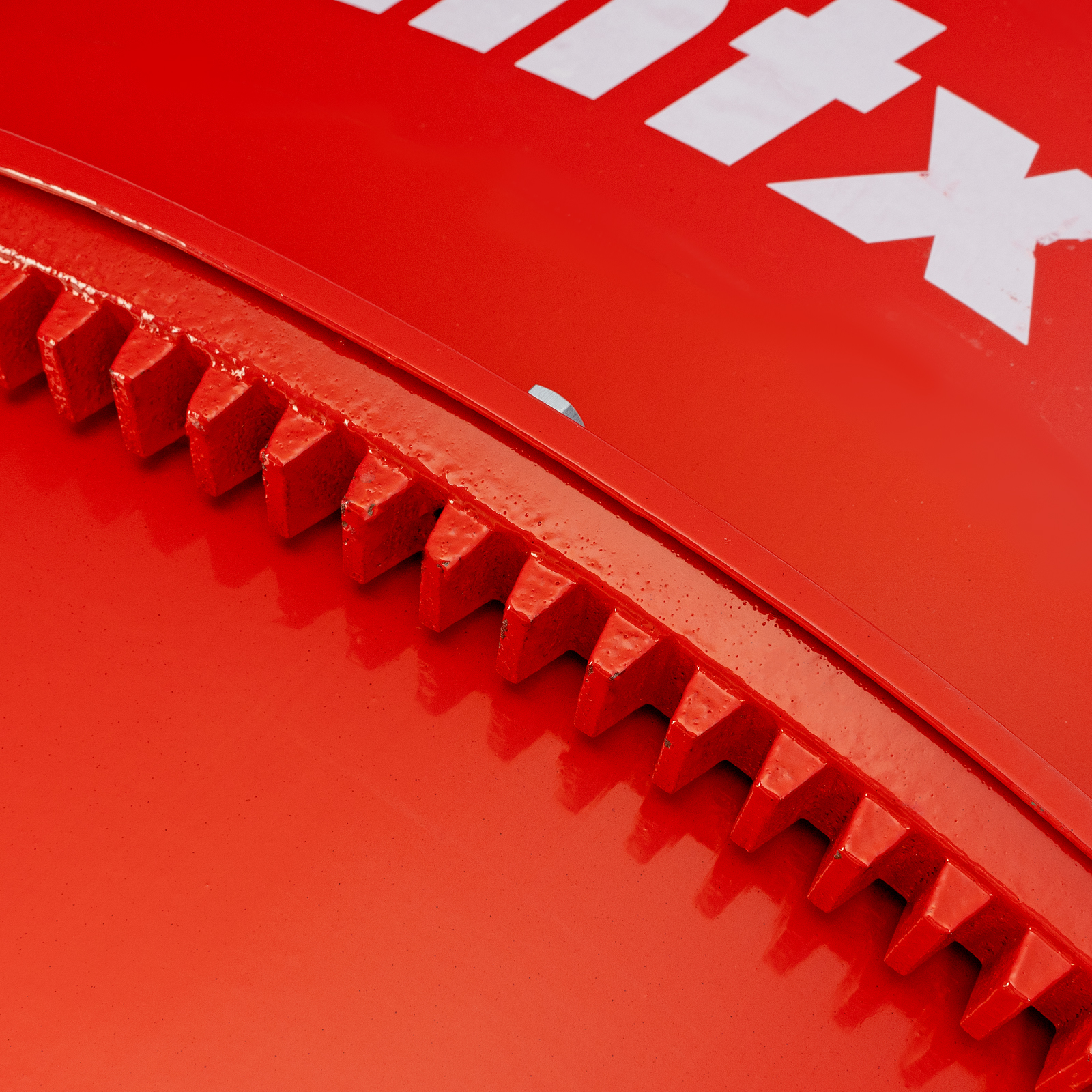 Бетоносмеситель СМ-250К, 250 л, мощность 850 Вт МТХ