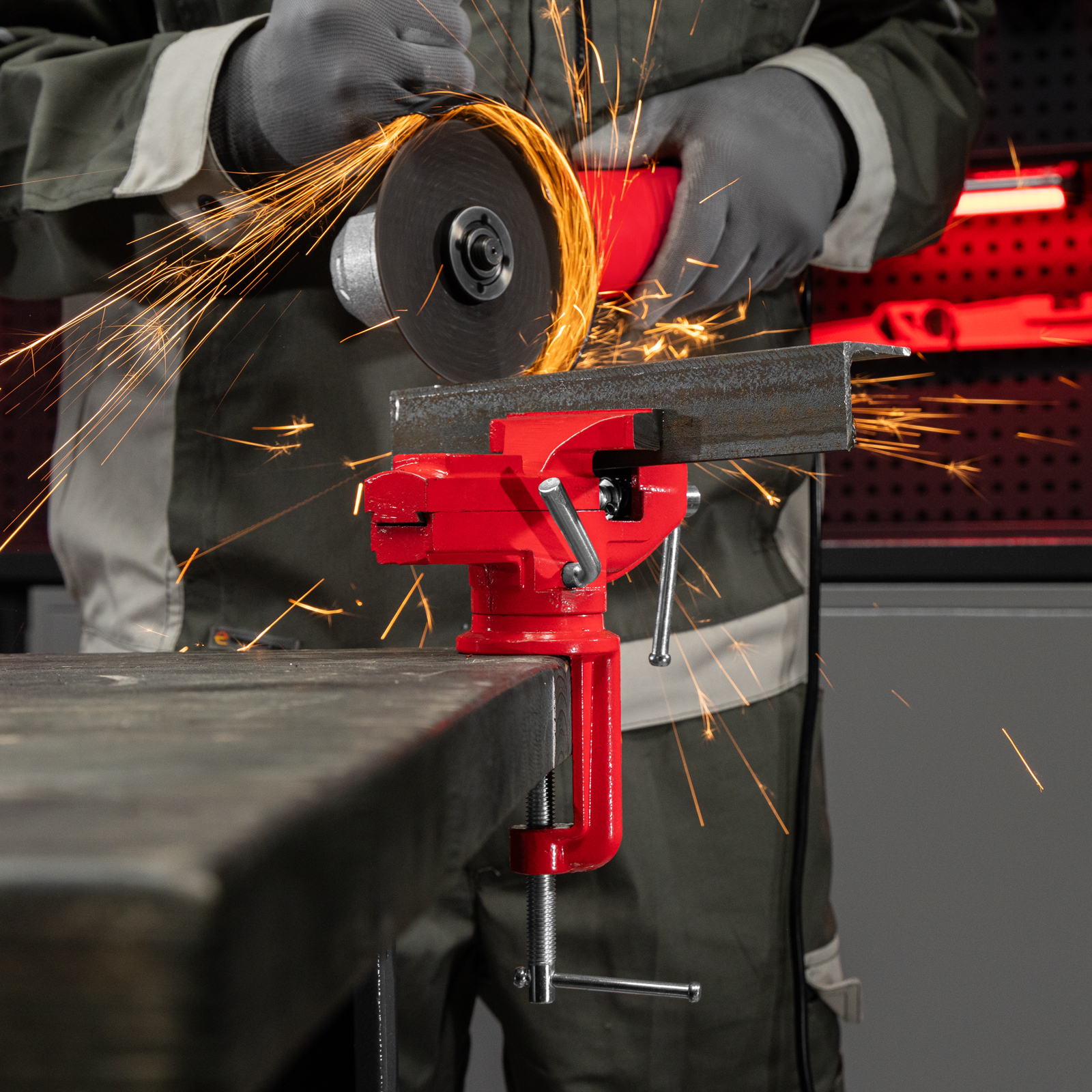 Тиски слесарные, 80 мм, настольные, поворотные, c наковальней MTX