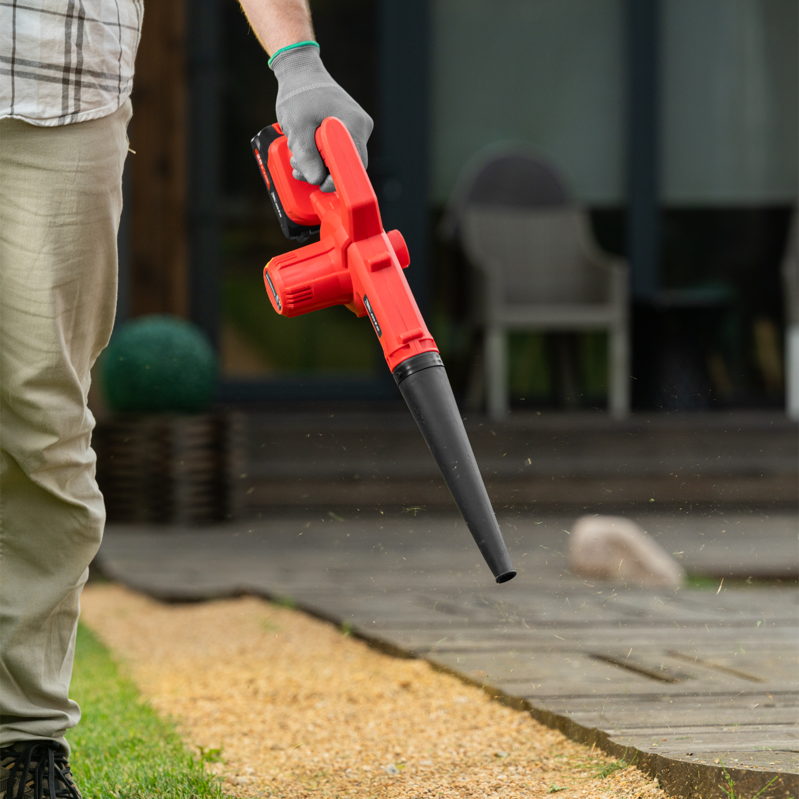 Воздуходувка-пылесос акк. портативная, LB-185, 35 м/с, 170 м3/ч, Li-Ion, 20 В MTX