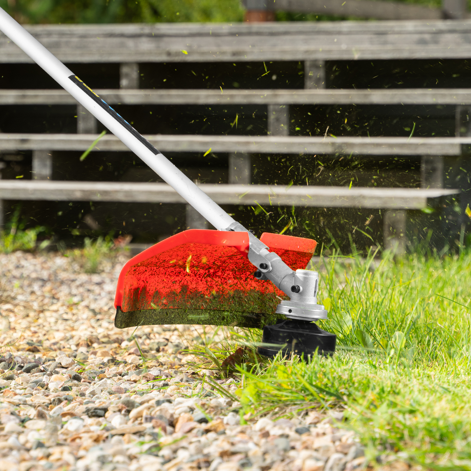 Триммер бензиновый MT-33S, 33 см³, разъемная штанга, состоит из 2 частей MTX