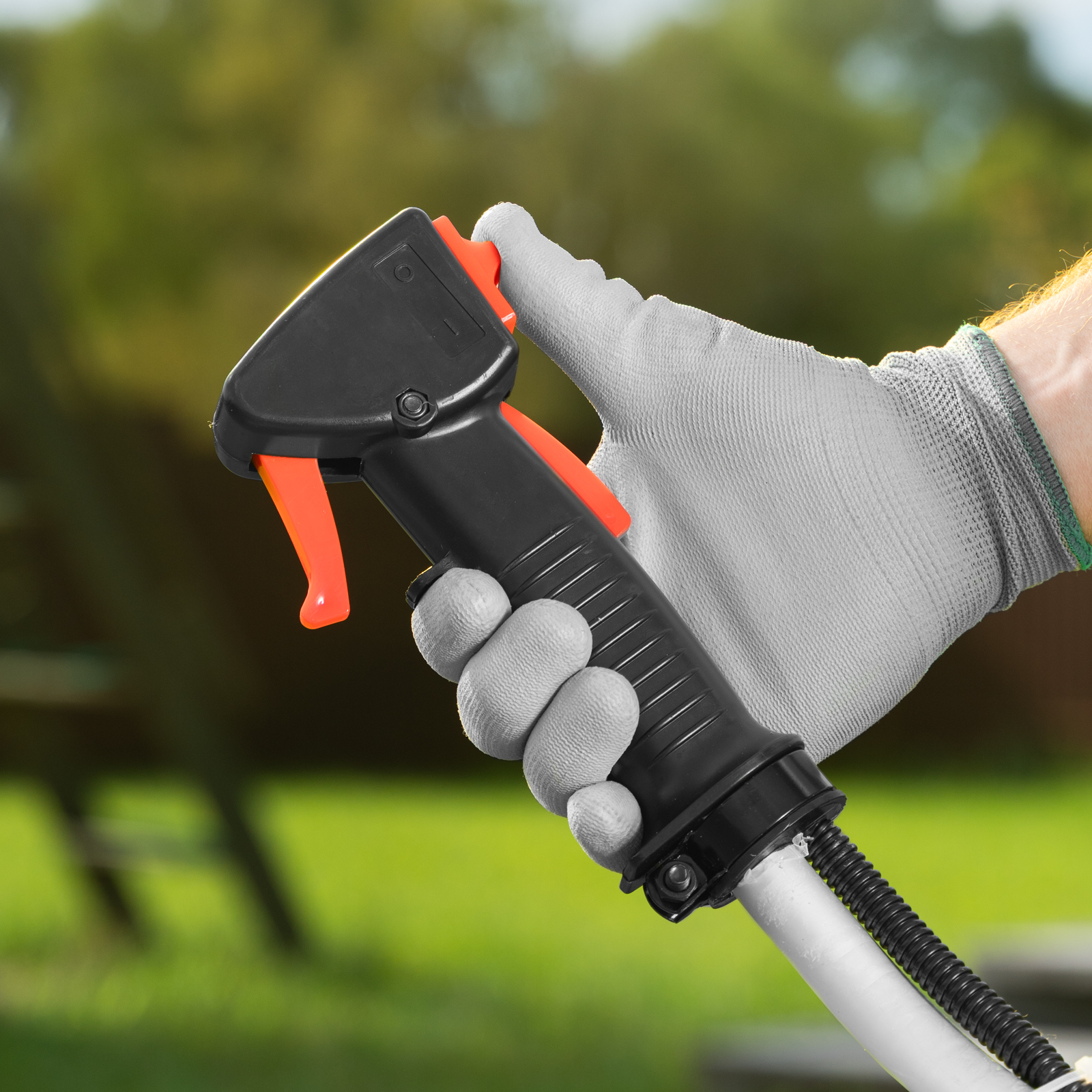 Триммер бензиновый MT-33S, 33 см³, разъемная штанга, состоит из 2 частей MTX