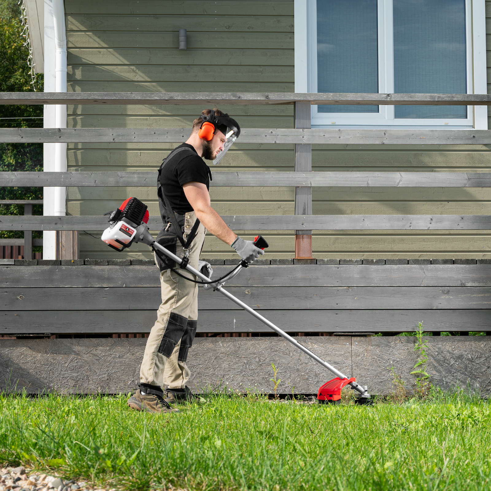 Триммер бензиновый MT-52, 52 см³, неразъемная штанга, состоит из 2 частей MTX