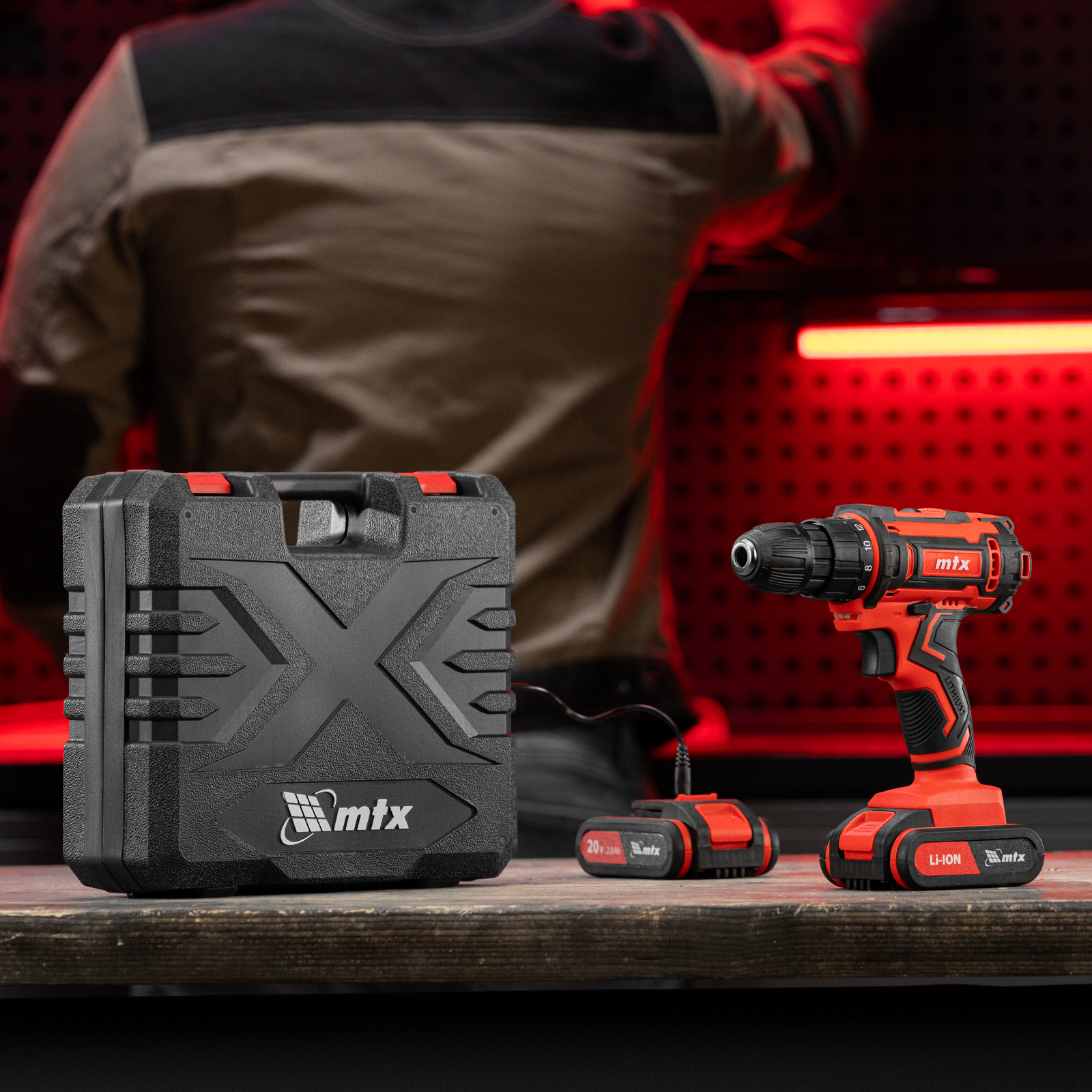 Дрель-шуруповерт аккумуляторная CDS-20, Li-Ion, 20 В// MTX