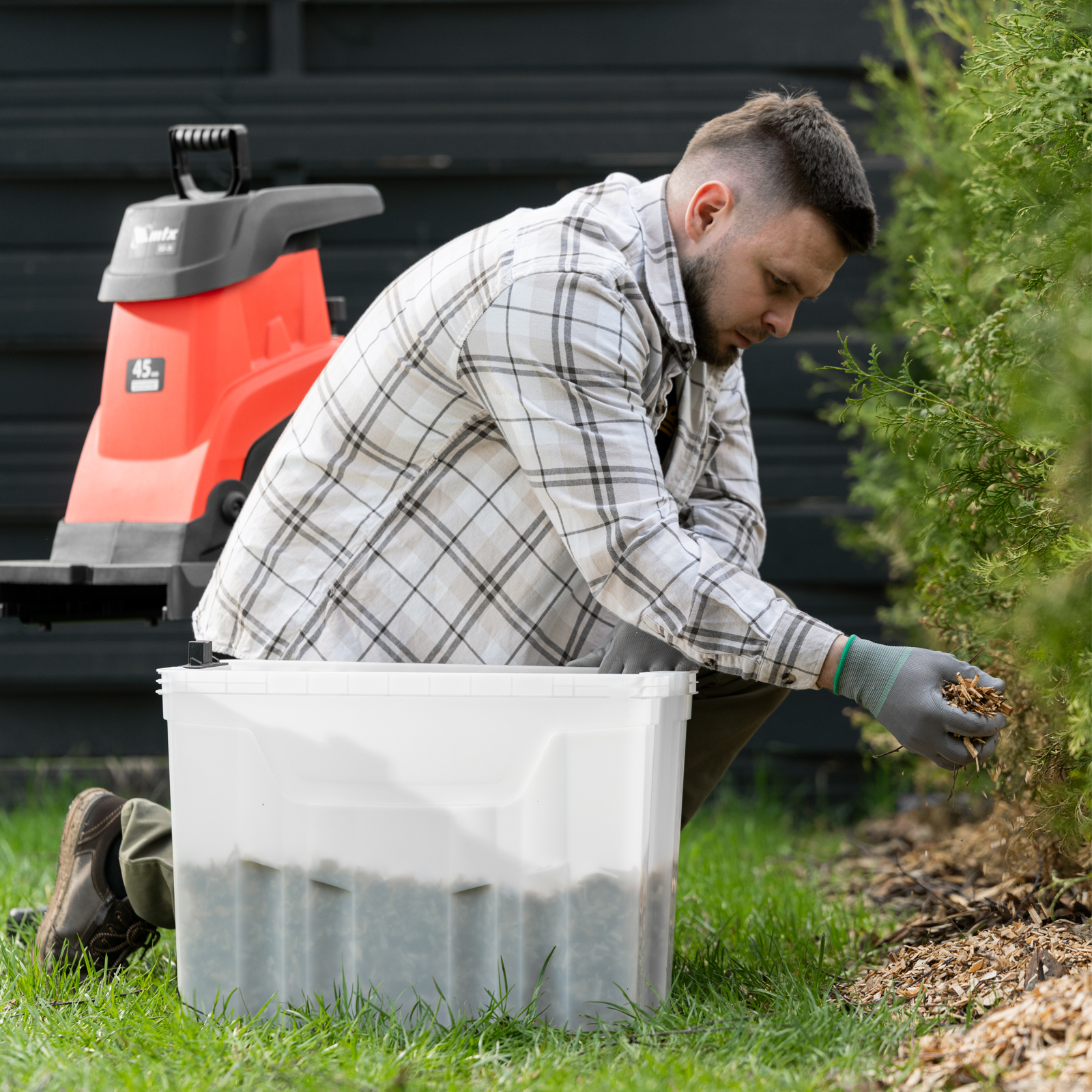 Измельчитель садовый электрический EGS-26, 2600 Вт, 45 мм MTX