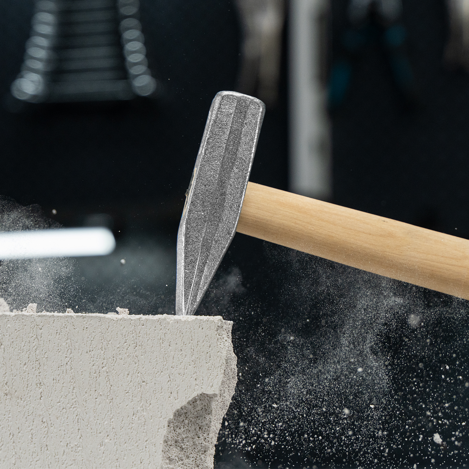 Молоток слесарный, 500 г, квадратный боек, деревянная рукоятка