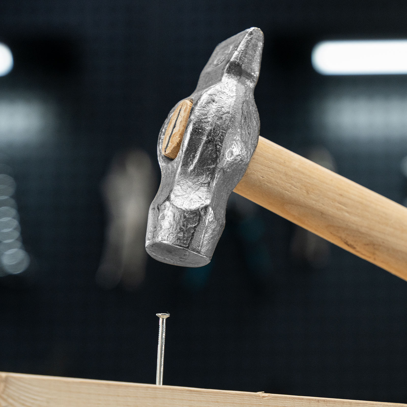 Молоток слесарный, 500 г, круглый боек, деревянная рукоятка