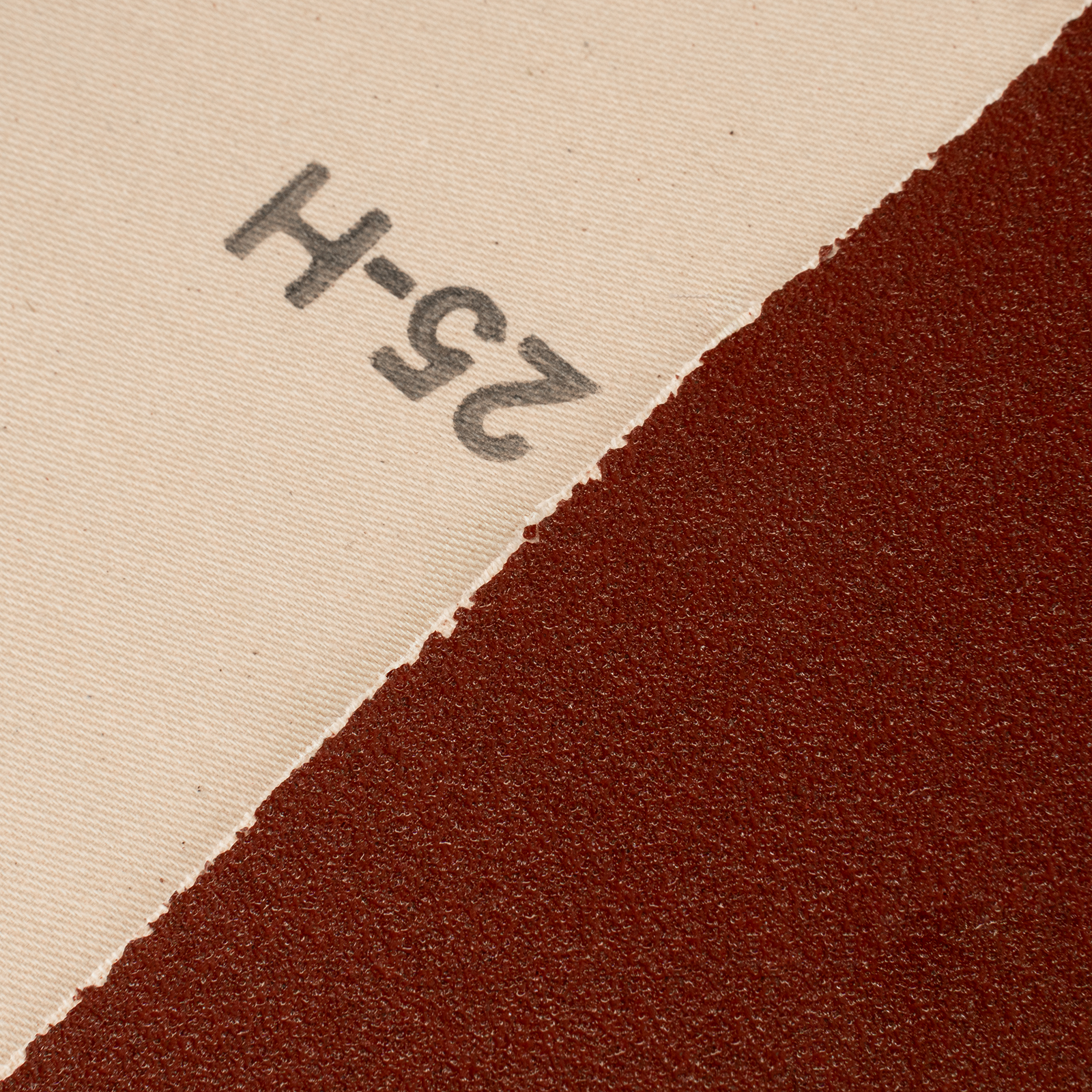 Шкурка на тканевой основе, зернистость № 25, 775 мм х 30 м, "БАЗ"