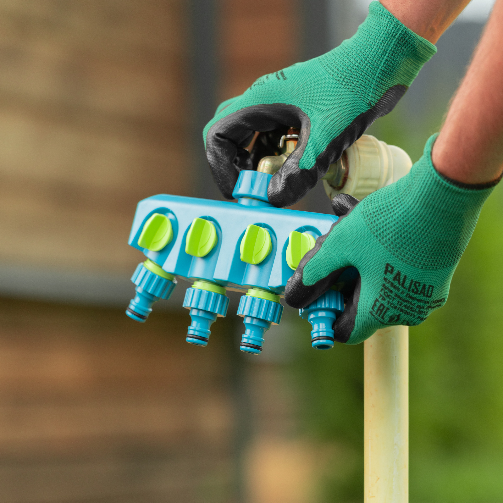 Разветвитель четырехканальный, пластиковый Palisad Luxe