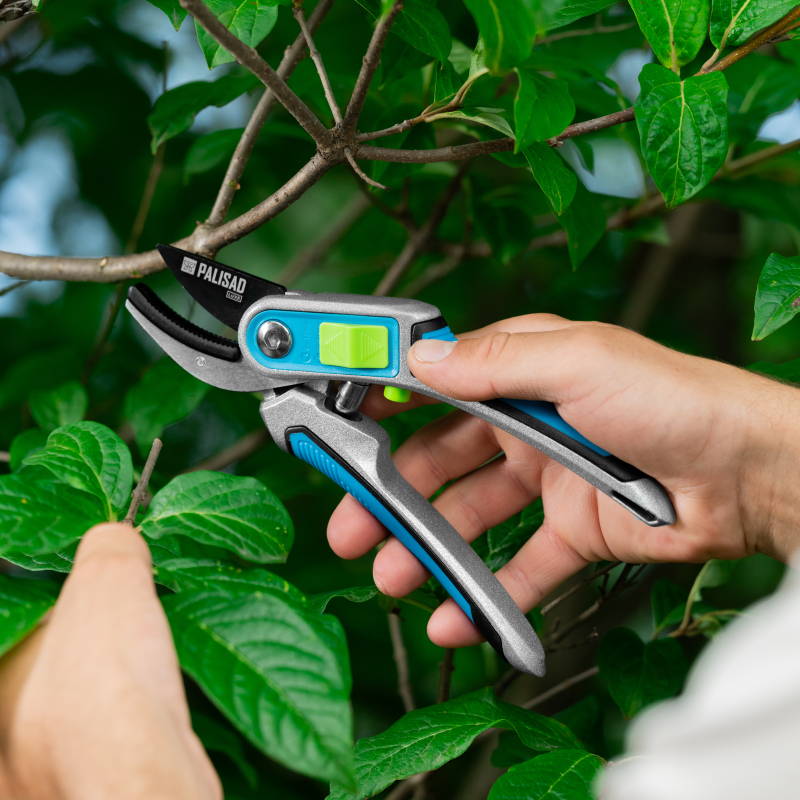 Секатор с наковальней, 215 мм, регулировка захвата, трехкомпонентные рукоятки, LUXE Palisad