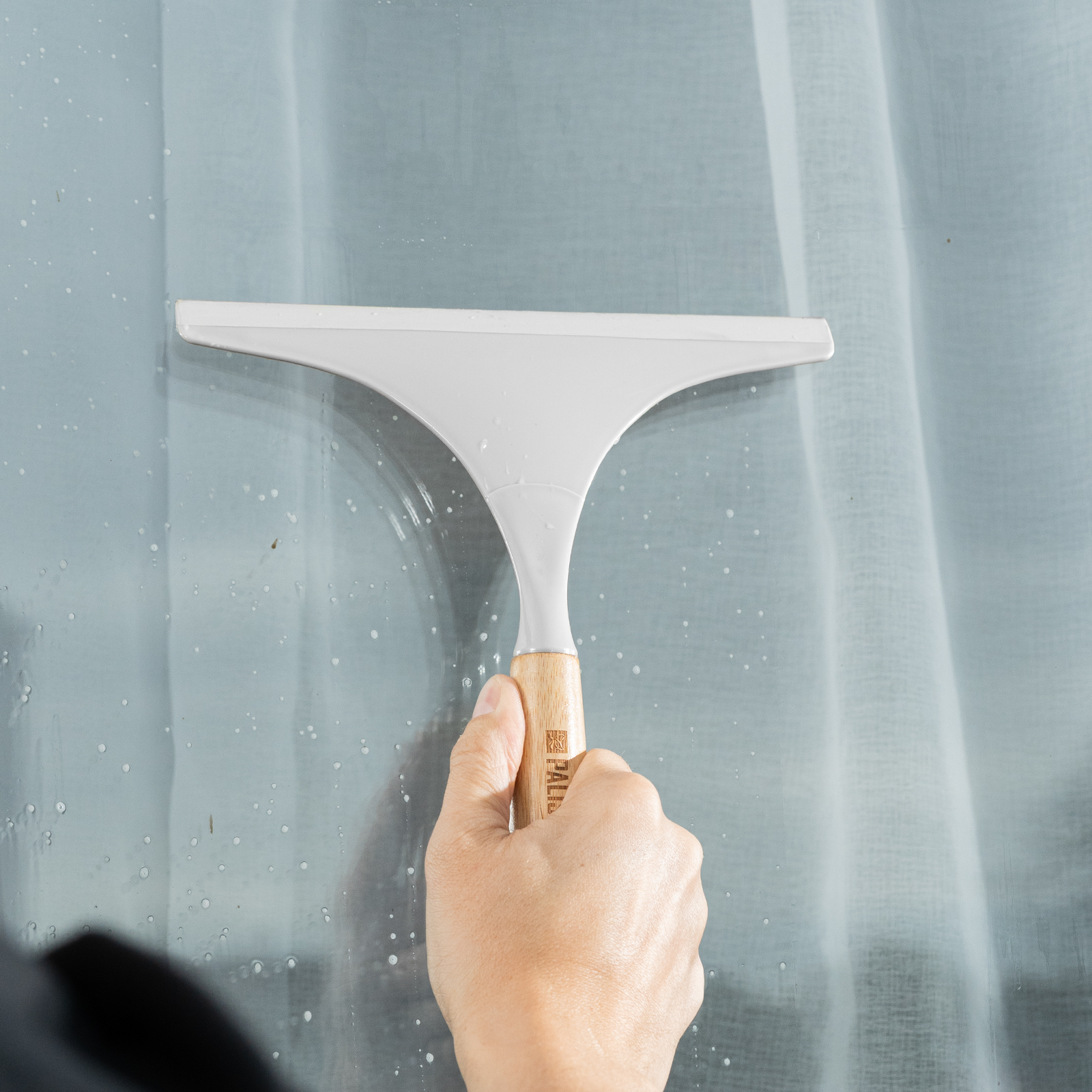 Водосгон оконный 235х230 мм, бамбуковая рукоятка, Home Palisad