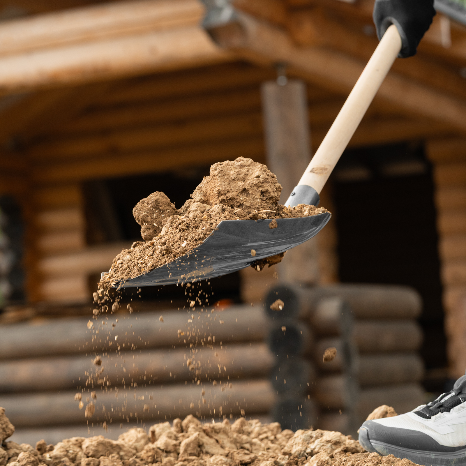 Лопата совковая, 230х275, ребра жесткости, рессорная сталь, 0,9 кг, без черенка, LUXE// Palisad