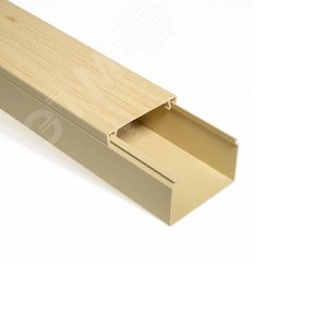 Кабель-канал РКК-40х25-27м сосна на светлой основе