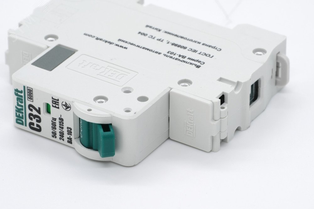 Заглушка клеммнае пломбируемая для ВА-103 нов.