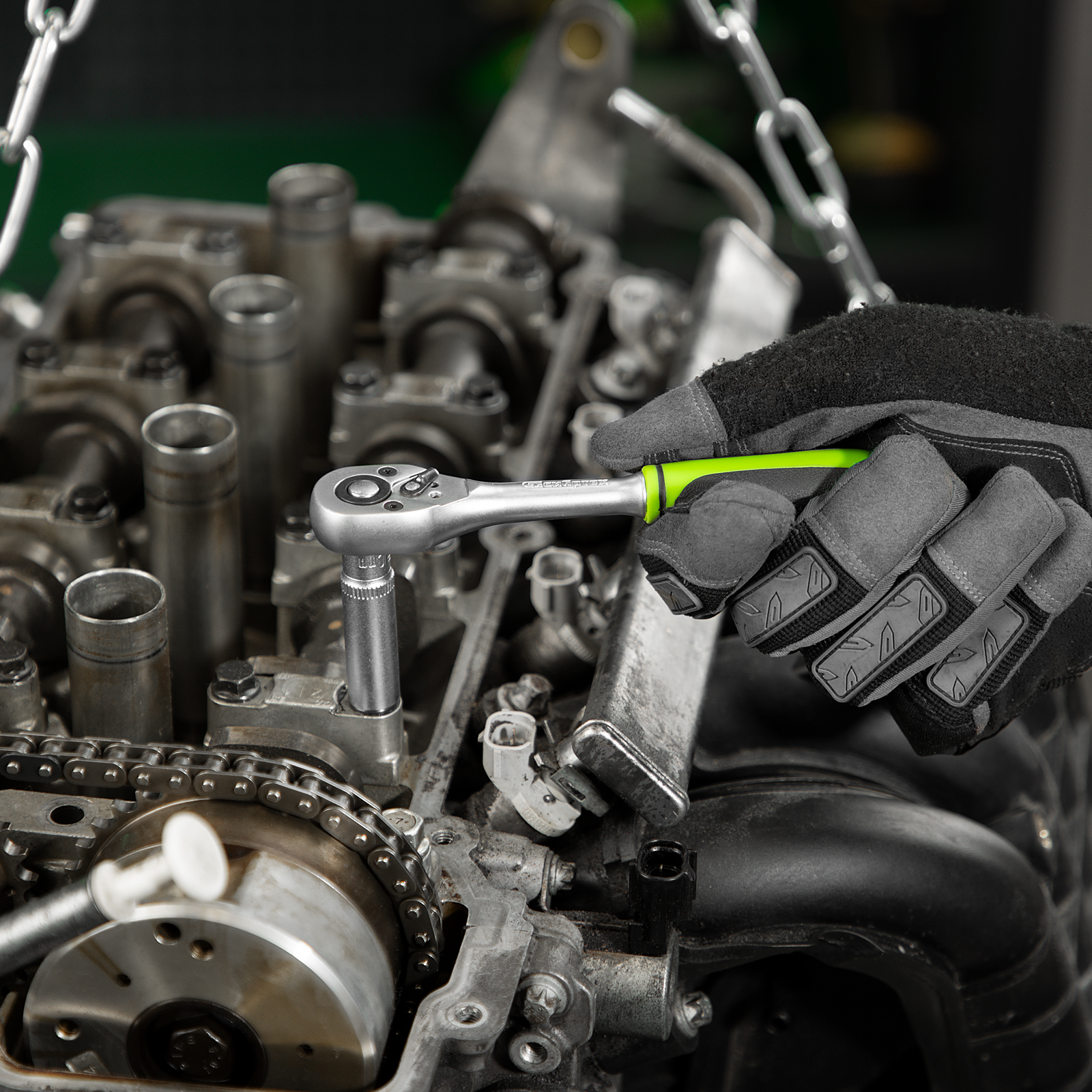 Набор инструмента, 1/2", 1/4", пластиковый кейс,94 предмета Сибртех