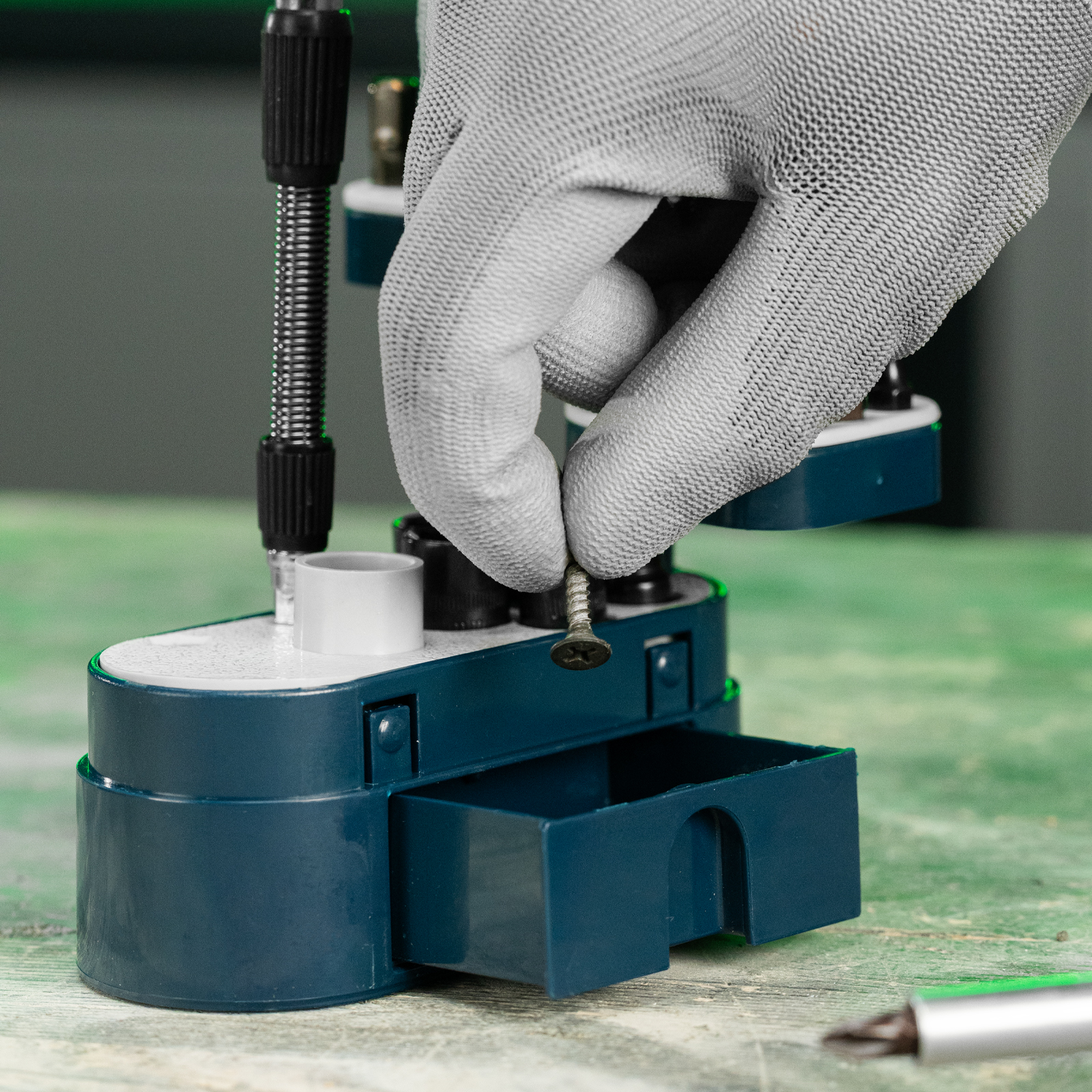 Отвертка Т-образная реверсивная с набором бит, торцевых головок, 33 предмета, CrV Сибртех