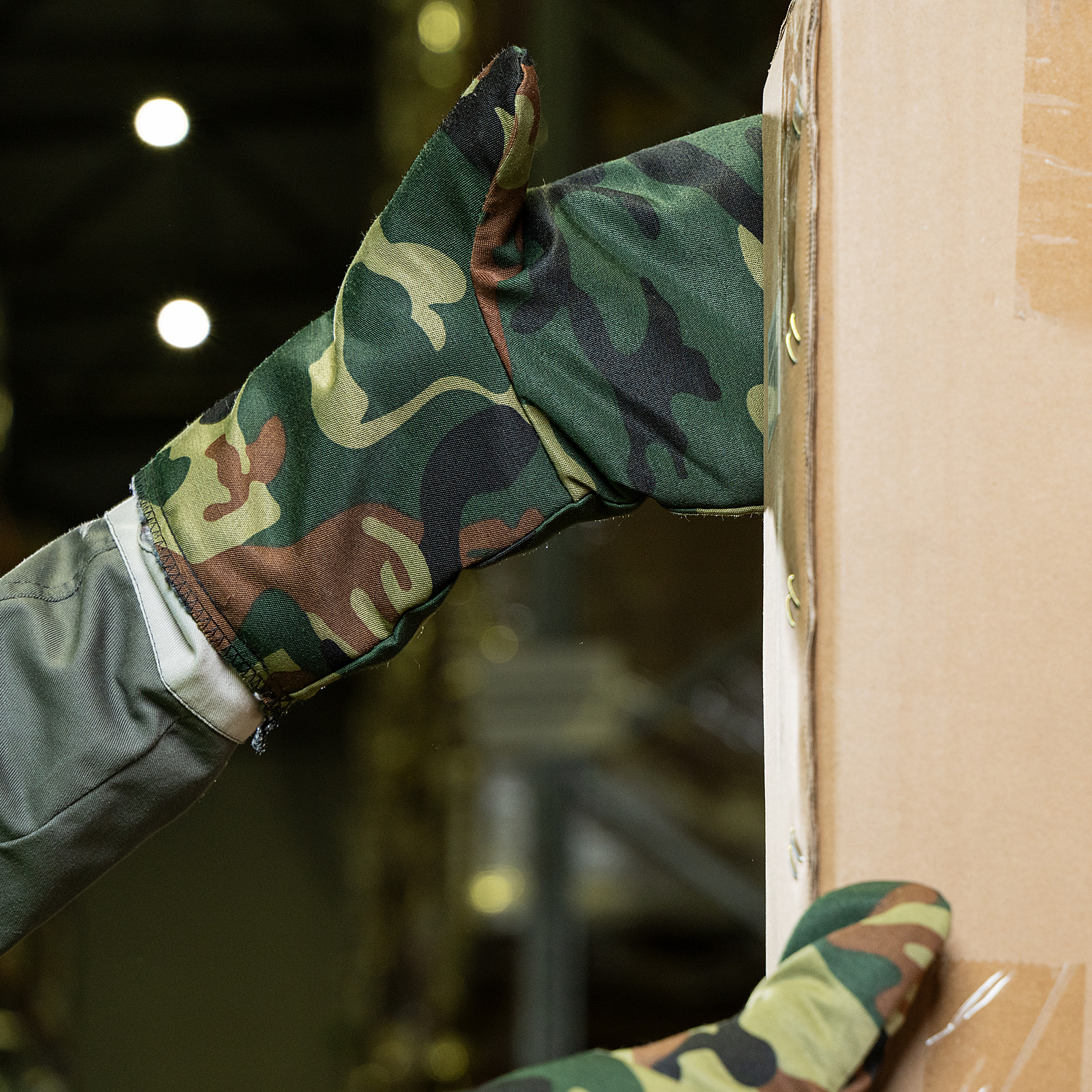 Рукавицы зимние, защита от пониж температур и мех воздействий, утеплитель ватин, камуфляж Сибртех