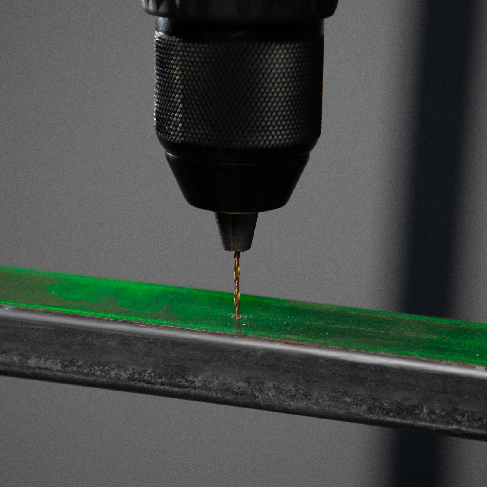 Набор нитридтитановых сверл по металлу, 1.5-6.5 мм. (через 0.5 мм.+3.2 мм, 4.8 мм.) НSS 13 шт Сибртех