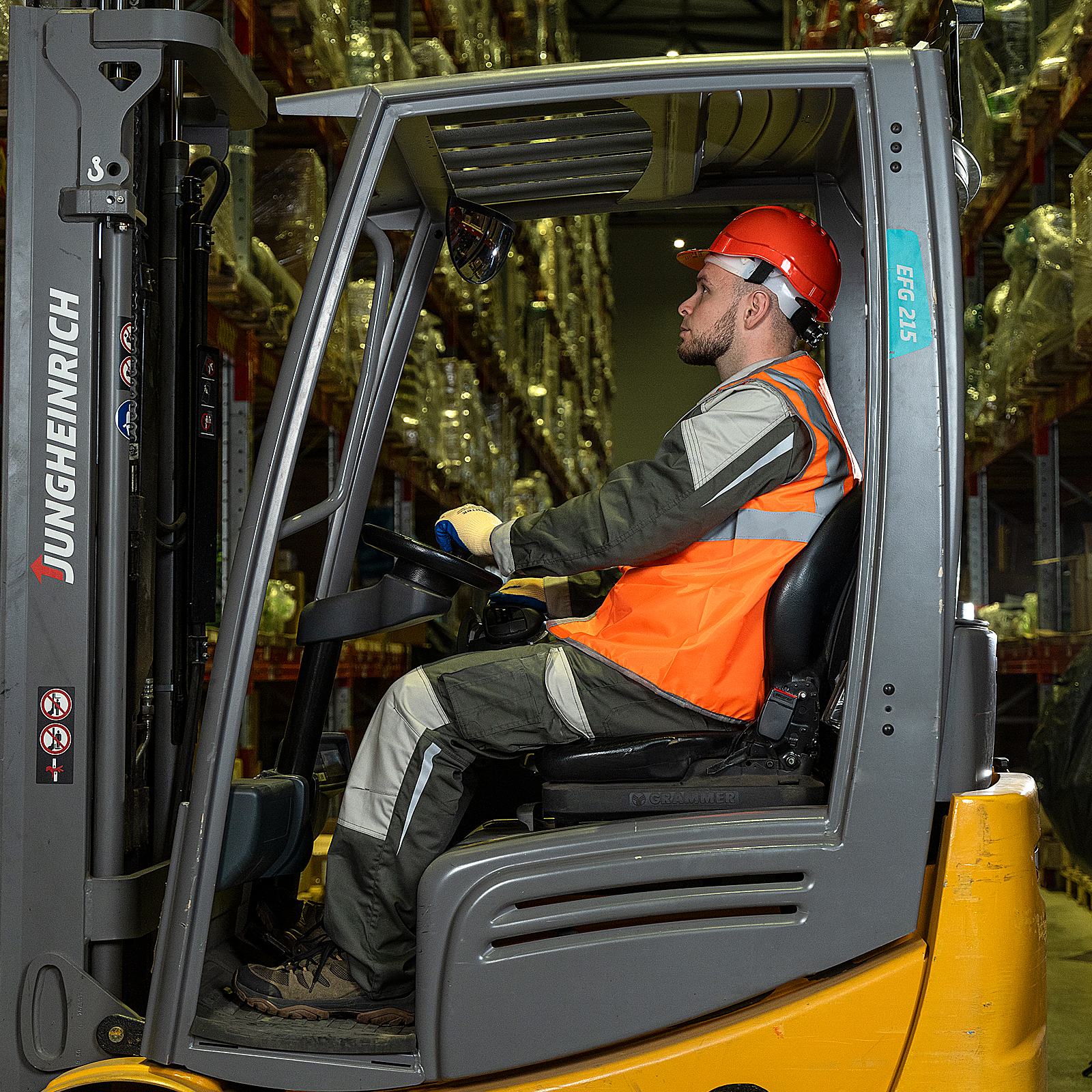 Каска защитная с храповым механизмом, Европласт, оранжевая Сибртех