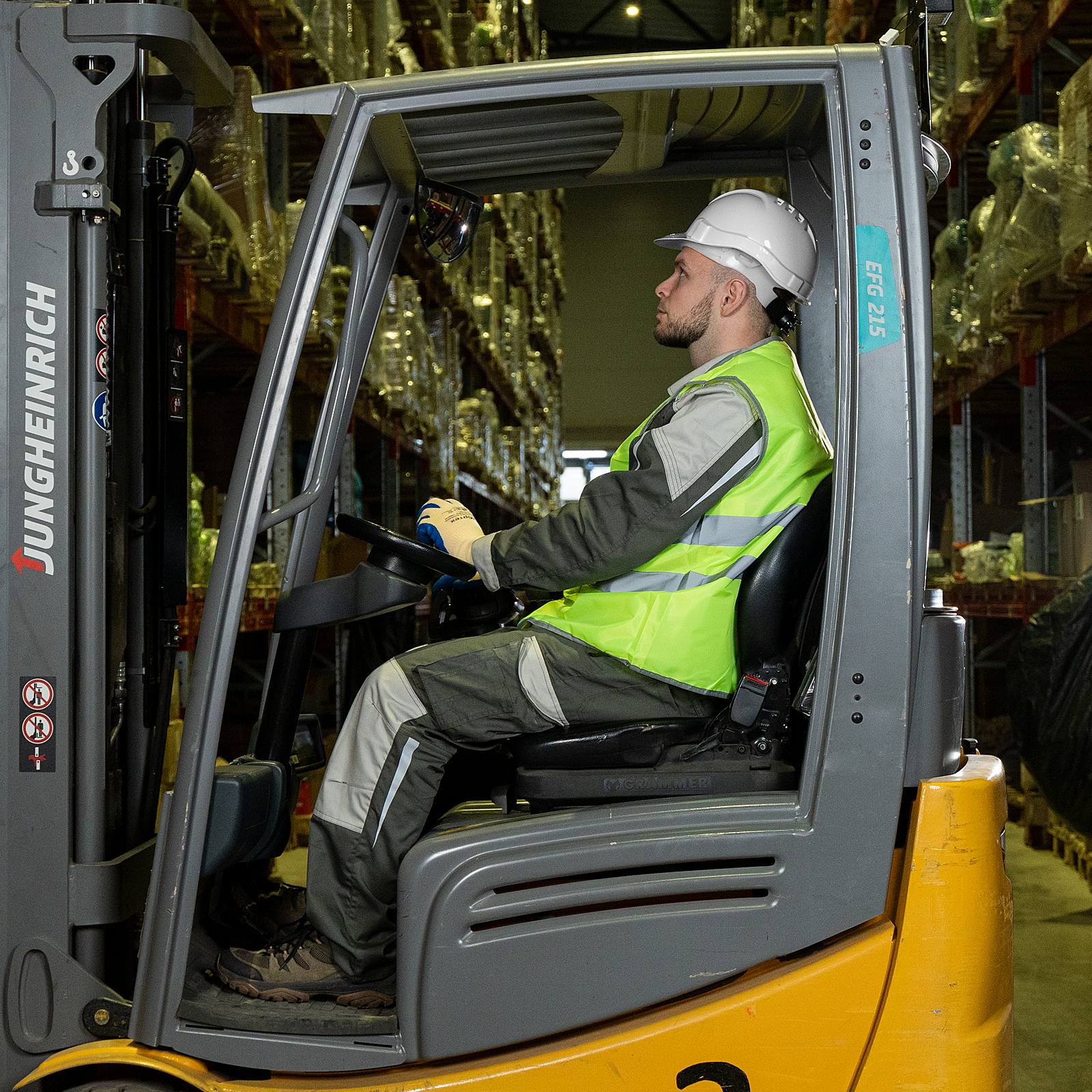 Каска защитная с храповым механизмом, Европласт, белая Сибртех