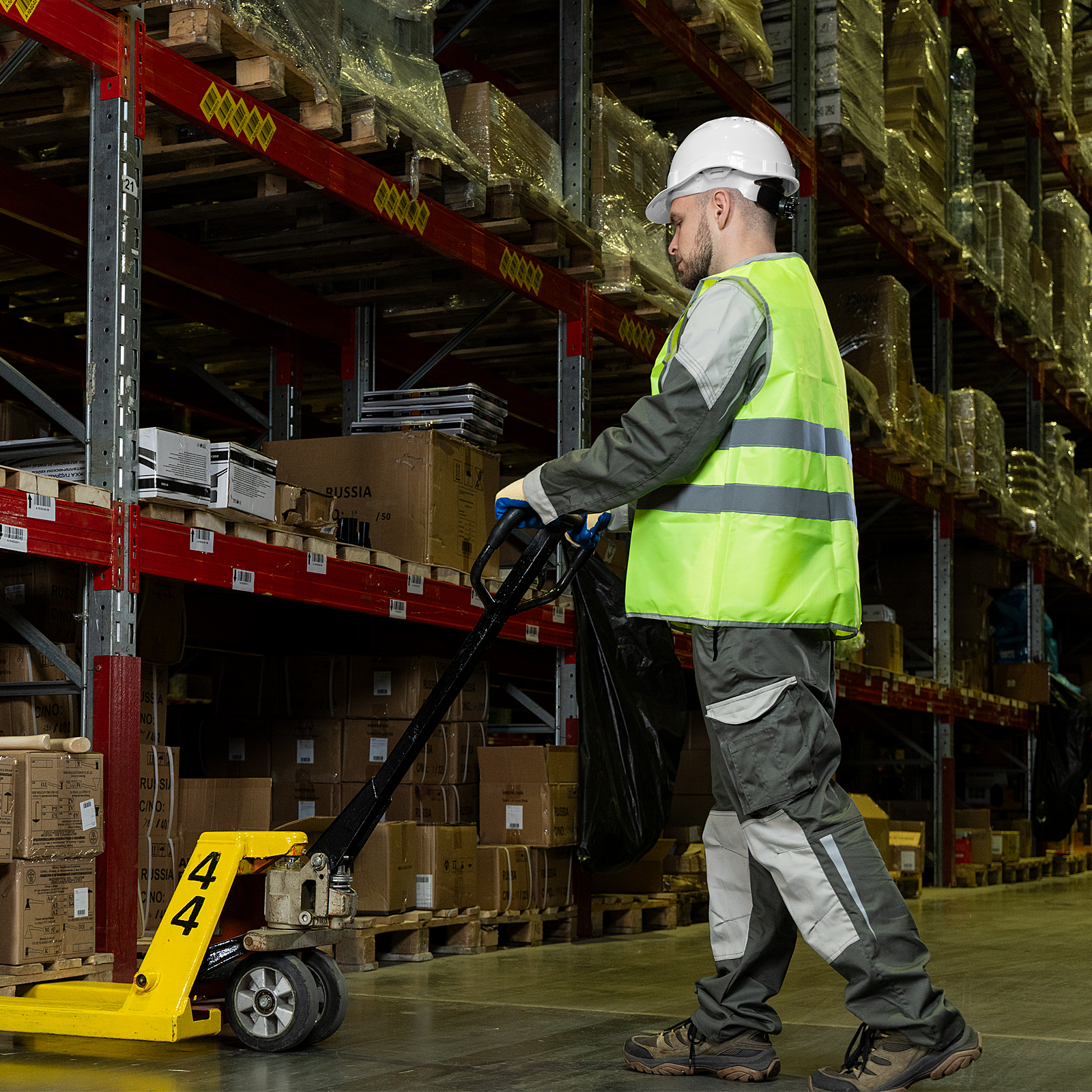 Каска защитная с храповым механизмом, Европласт, белая Сибртех