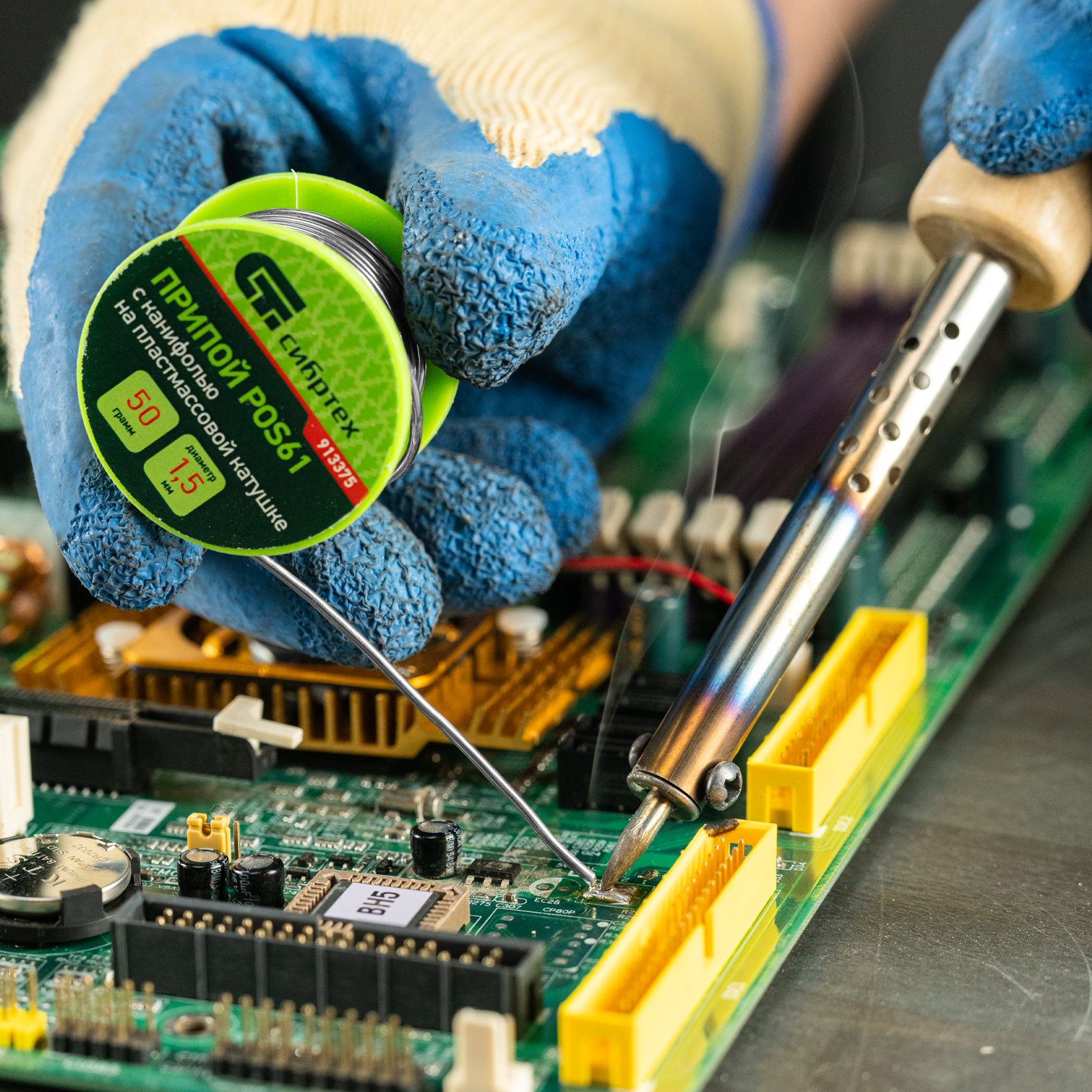 Припой с канифолью, D 1.5 мм, 50 г, POS61, на пластмассовой катушке Сибртех