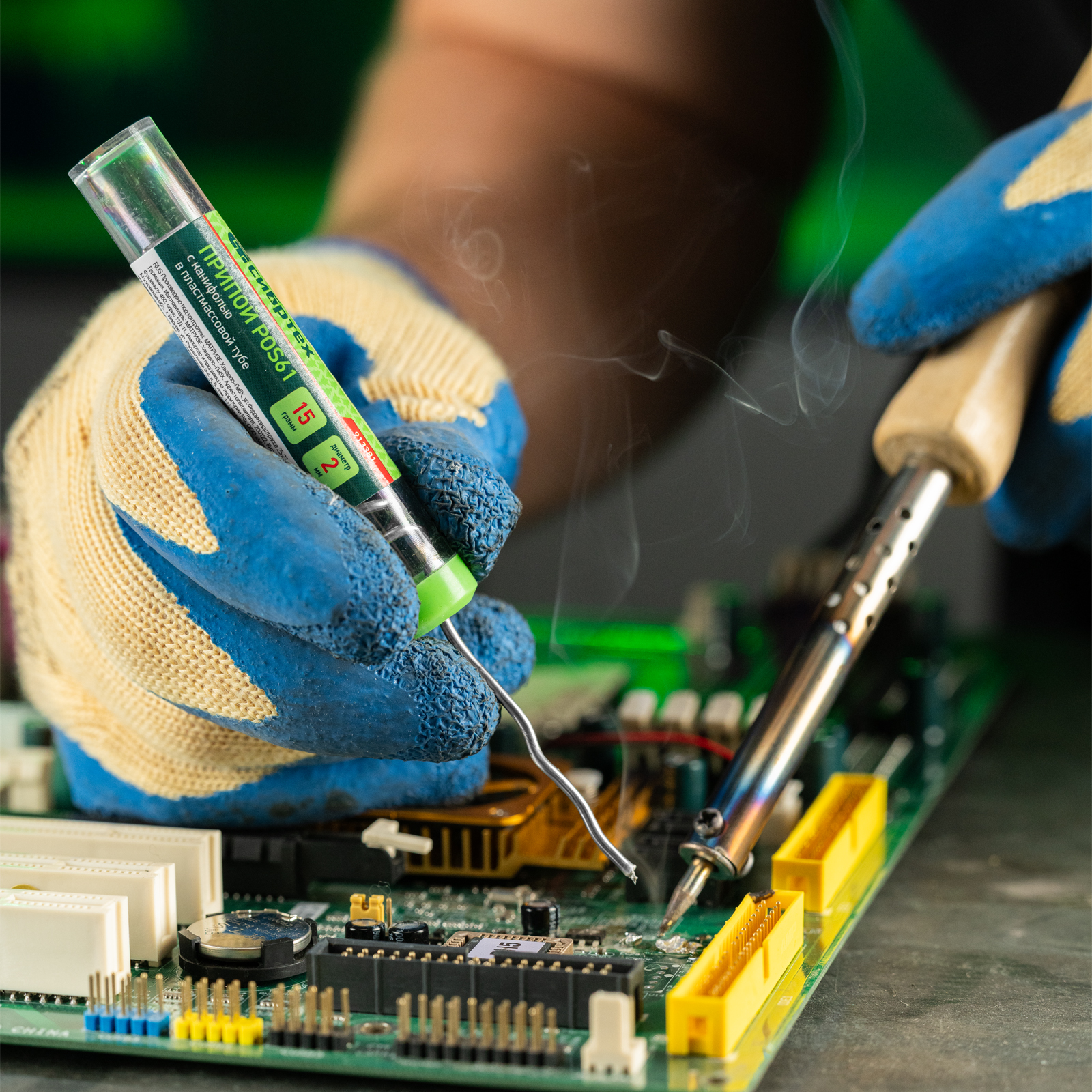 Припой с канифолью, D 2 мм, 15 г, POS61, в пластмассовой тубе Сибртех