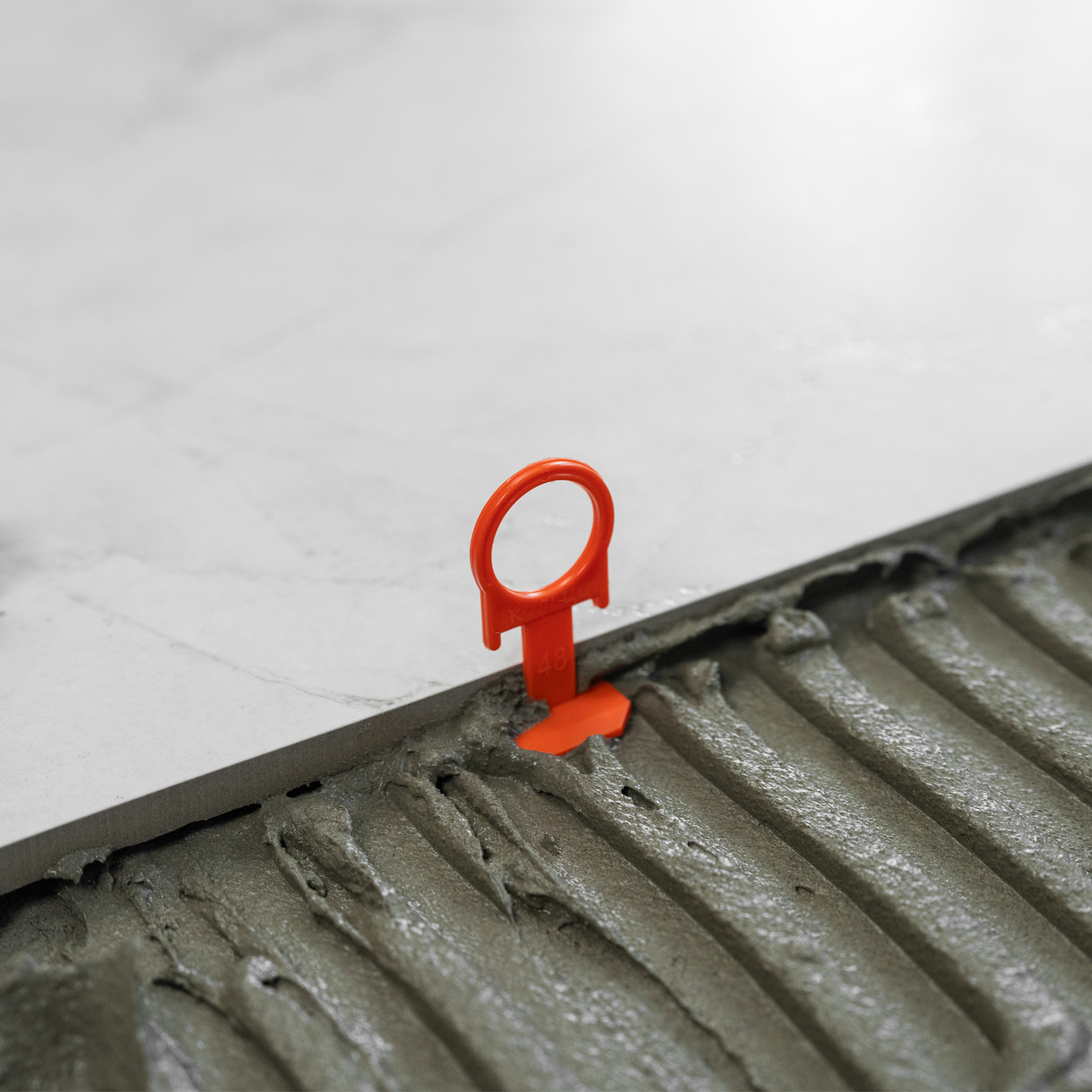 Комплект зажим + клин для системы выравнивания плитки СВП Кольцо, 50/50 шт. в ведре Сибртех