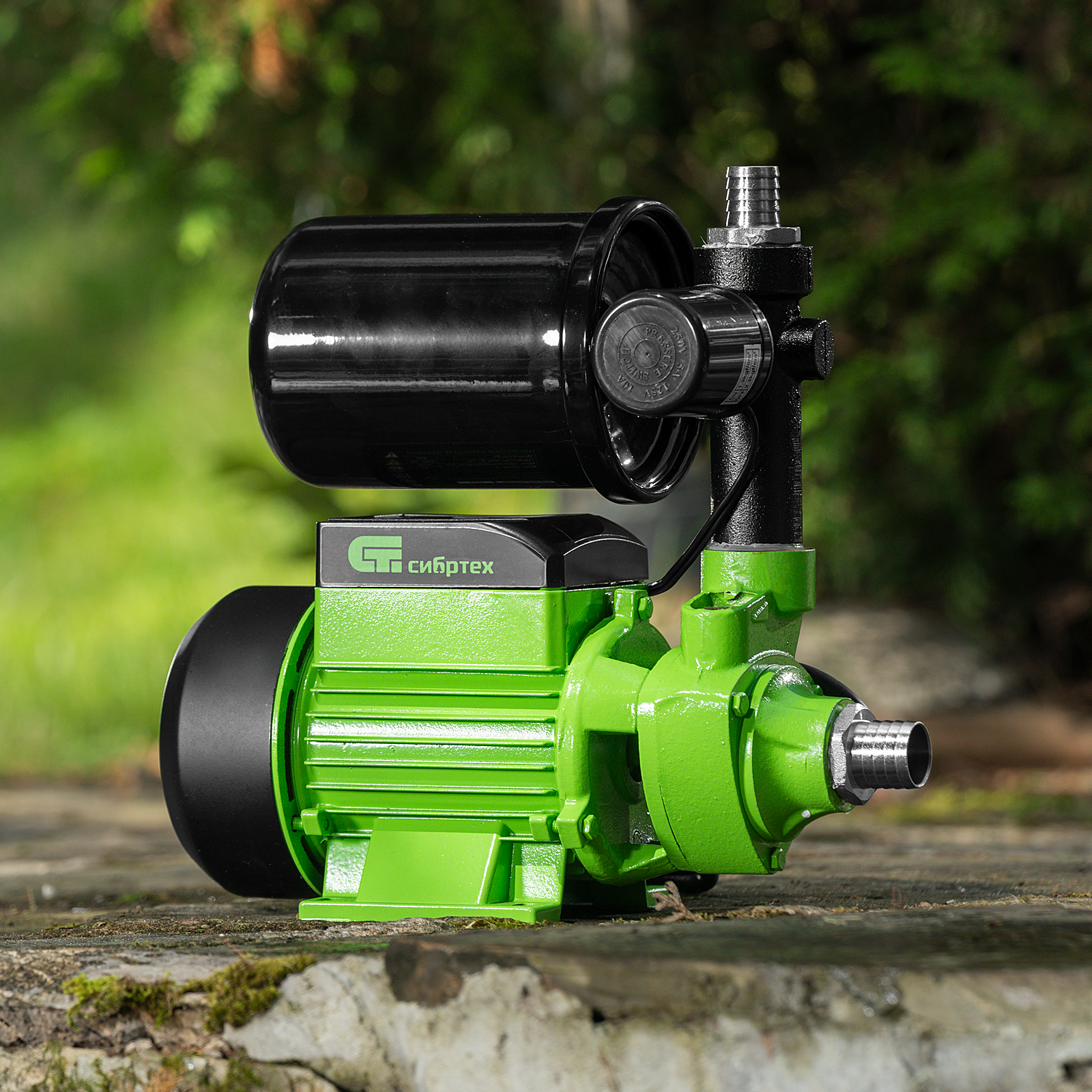 Насосная станция НС400-Ч, 400 Вт, напор 32 м, 2100 л/ч, ресивер 2 л Сибртех