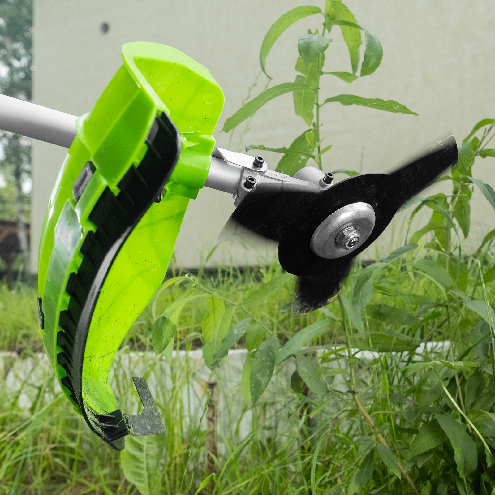 Триммер бензиновый ТС-3000Р, 52 см3, разъемная штанга, состоит из 2 частей Сибртех