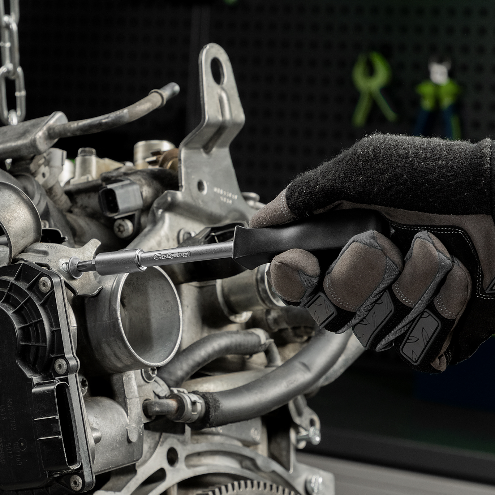 Набор инструментов, 1/2", 3/8", 1/4", пластиковый кейс 172 предм. Сибртех