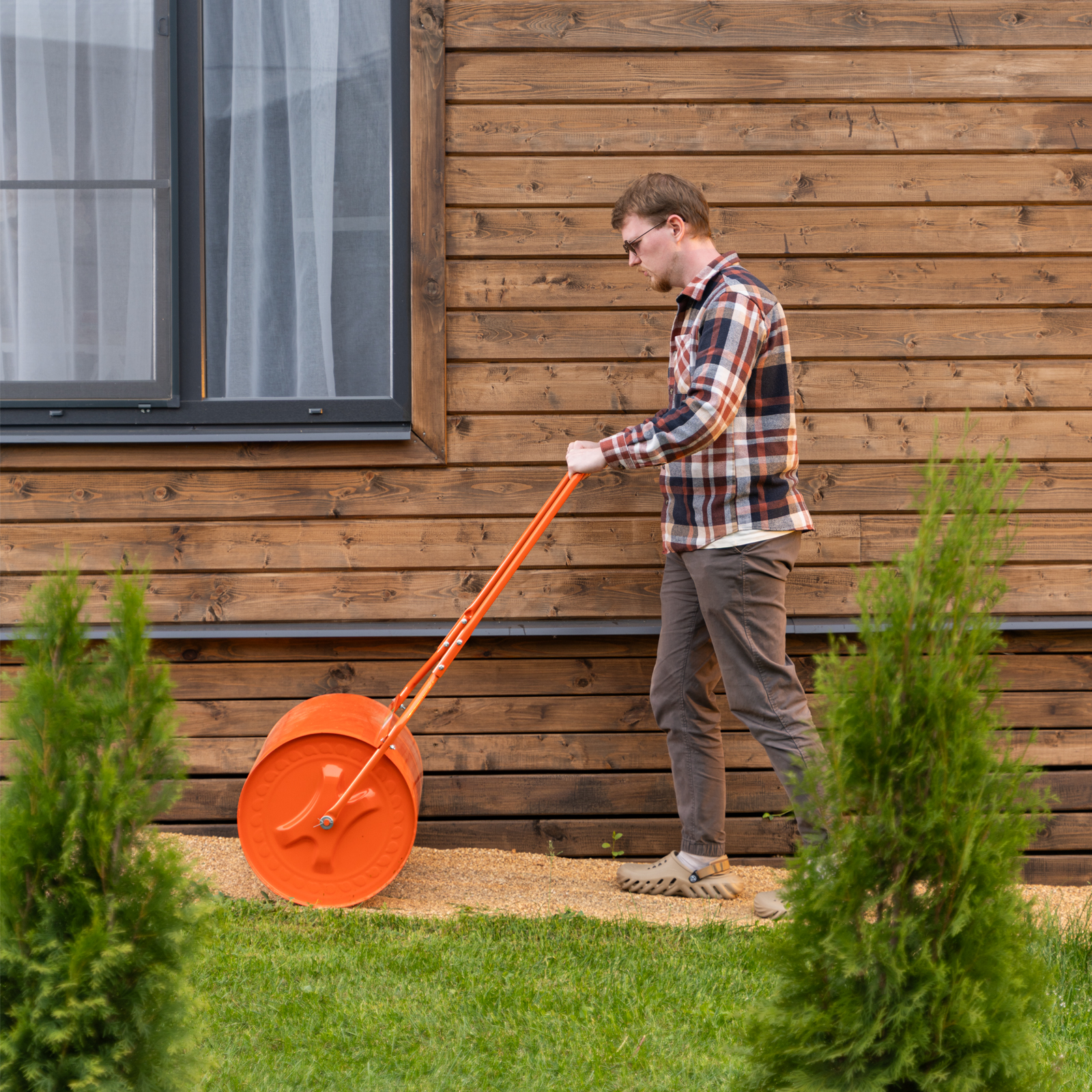 Каток газонный 70л, ручной, наливной, пробка-болт Сибртех