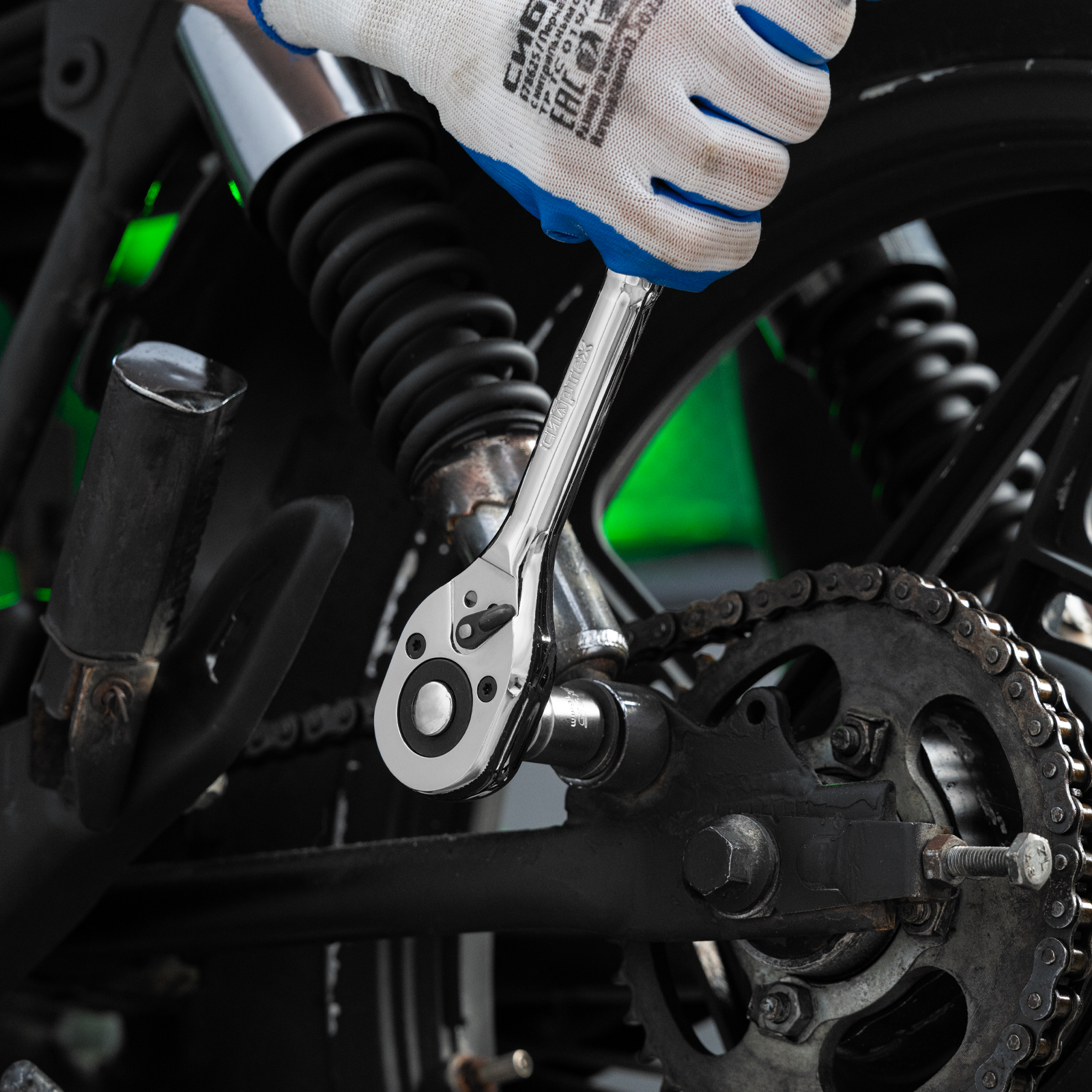 Ключ-трещотка 1/2", 45 зубьев, цельнометаллический, с быстрым сбросом, CrV, хром Сибртех