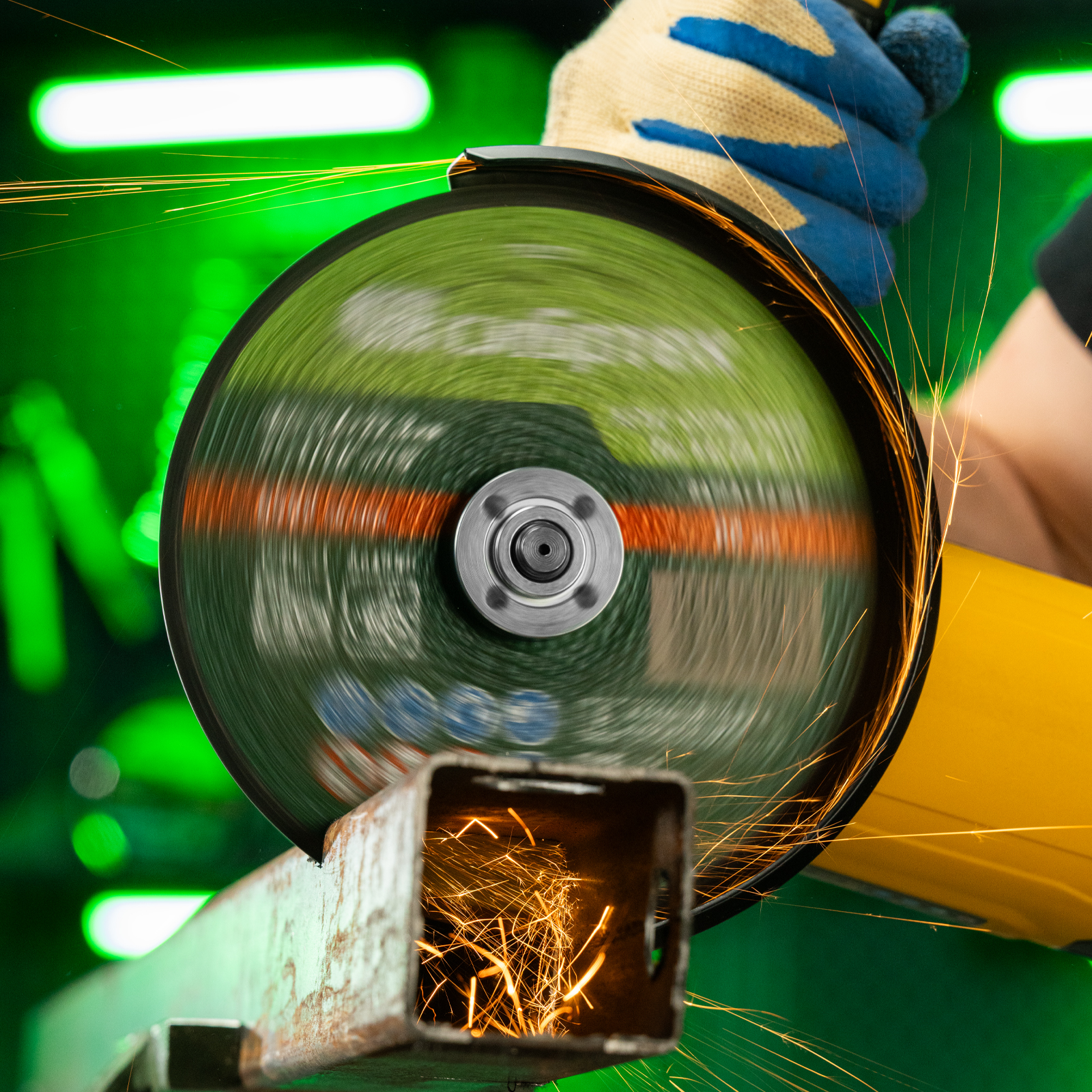 Круг отрезной по металлу, 180 х 1,6 х 22,2 мм, 84%A+16%B// Сибртех