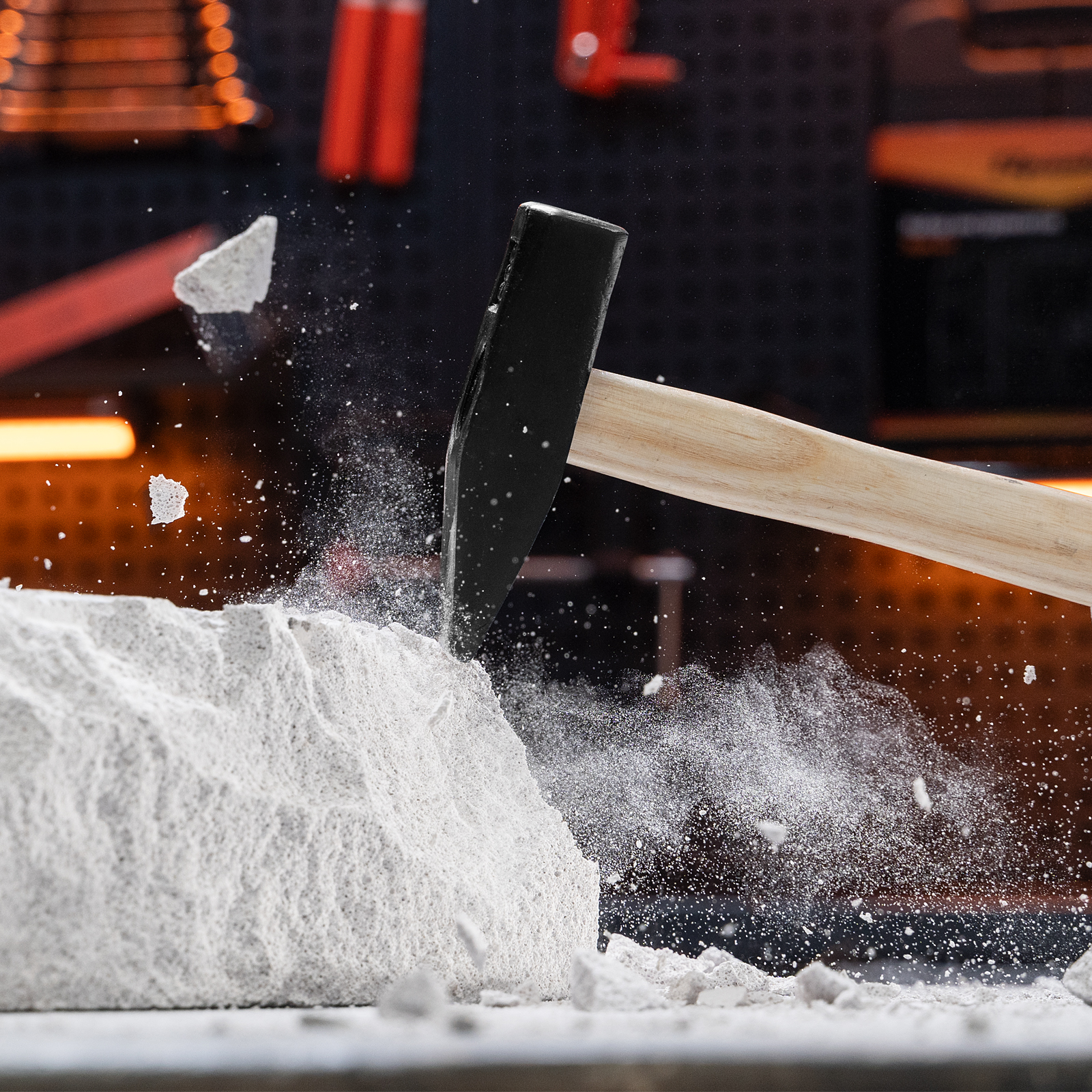 Молоток слесарный, 600 г, квадратный боек, деревянная рукоятка Sparta