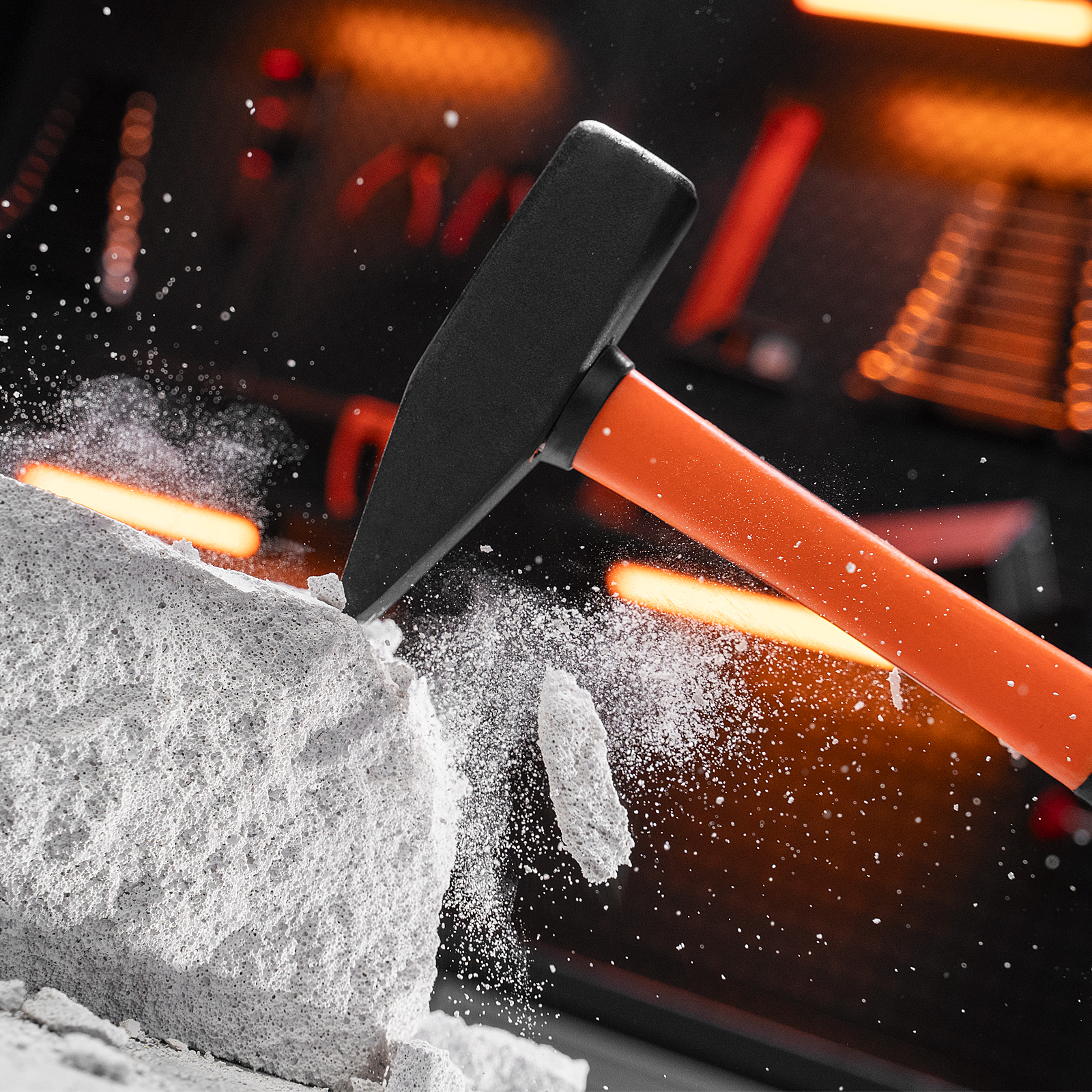 Молоток слесарный, 700 г, фибергласовая обрезиненная рукоятка Sparta