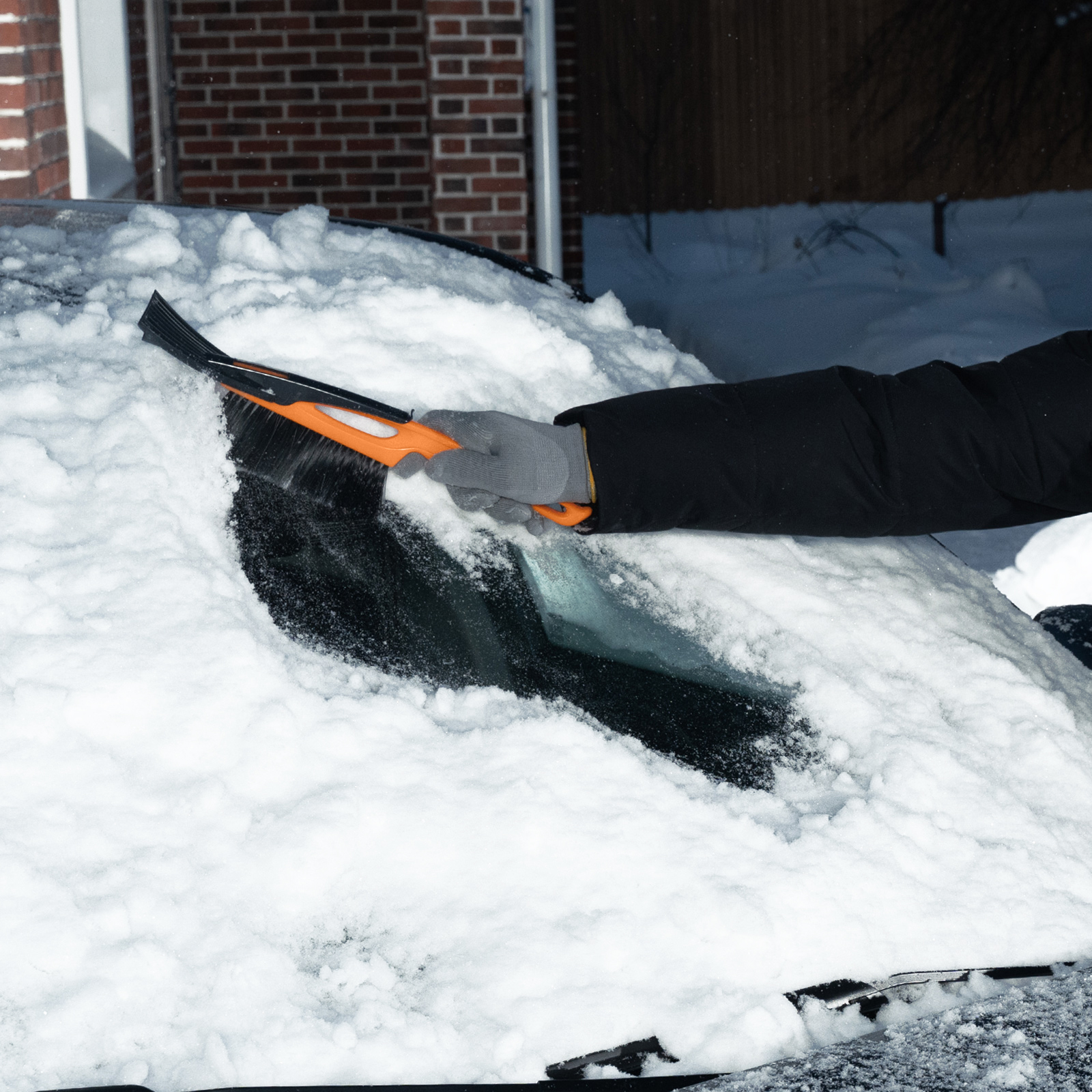 Щетка-сметка для снега со скребком, 400 мм Sparta