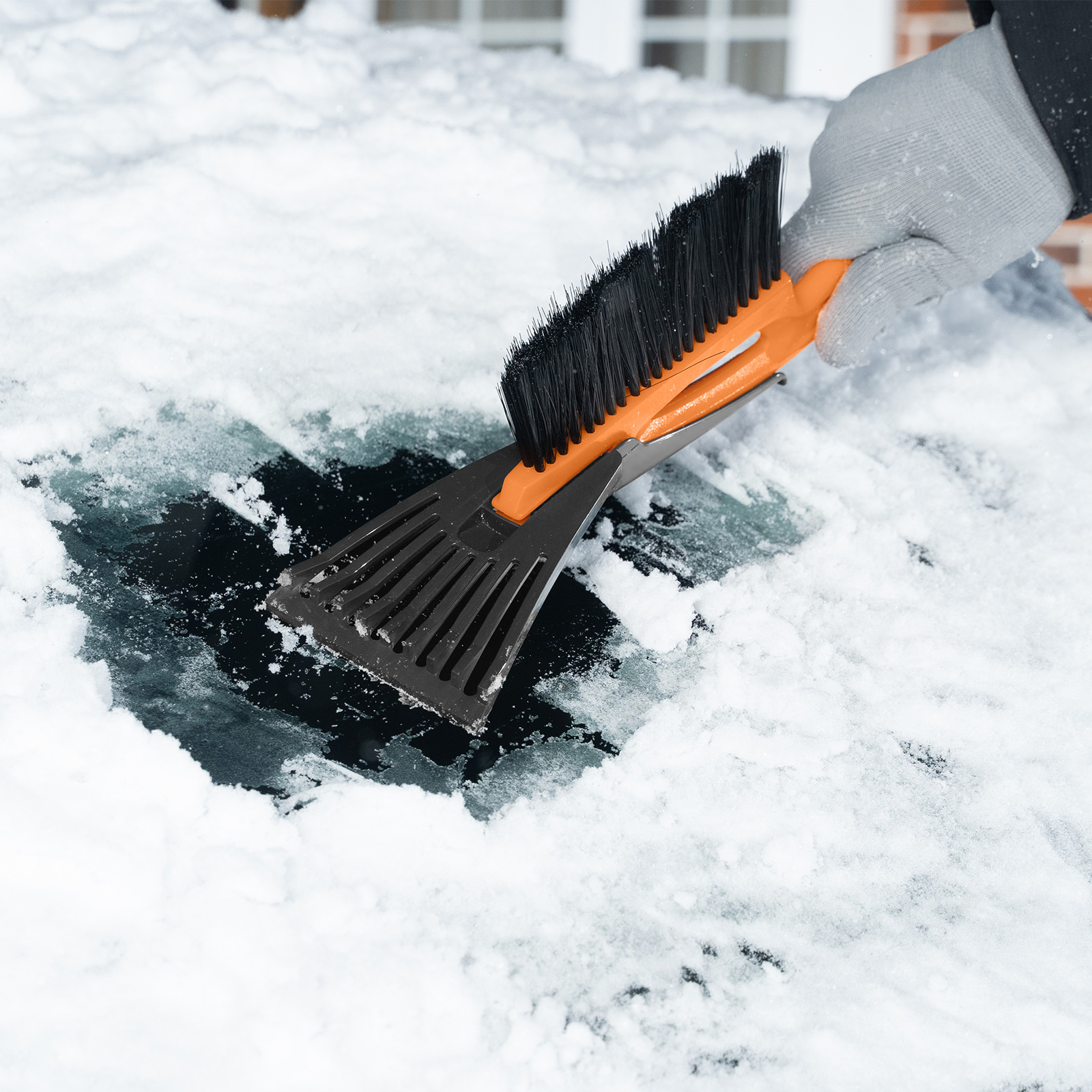 Щетка-сметка для снега со скребком, 400 мм Sparta